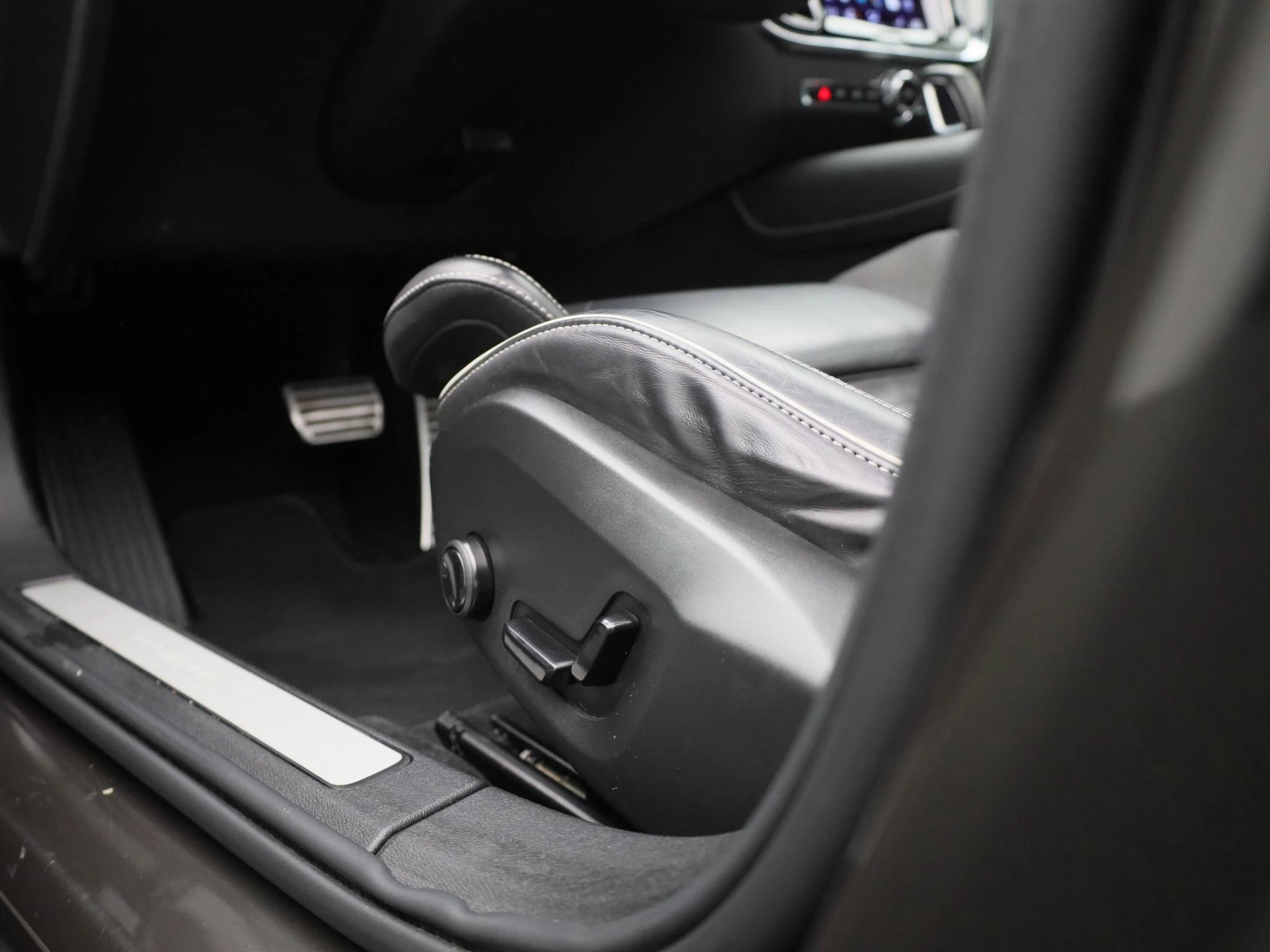 Volvo-V60-image-32