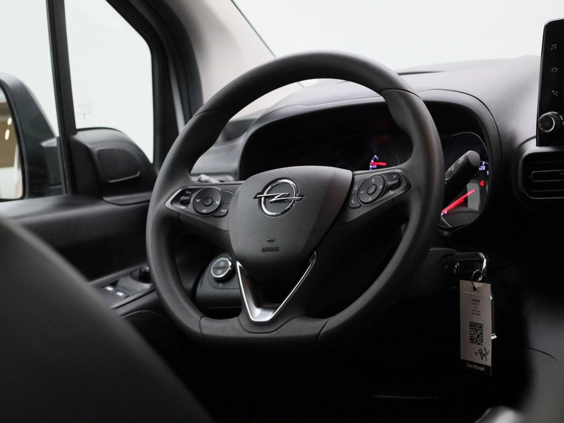 Opel-Combo-image-32