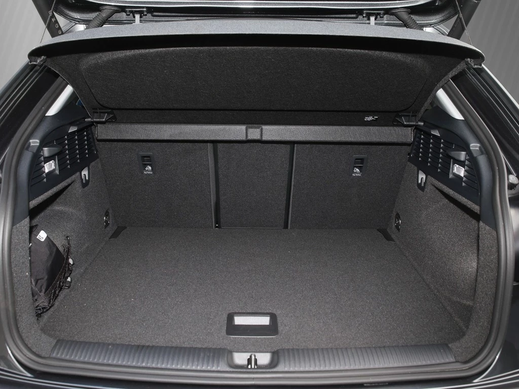 Audi Q2 30 TFSI S line AHK GRA Kamera PDC+ GWF