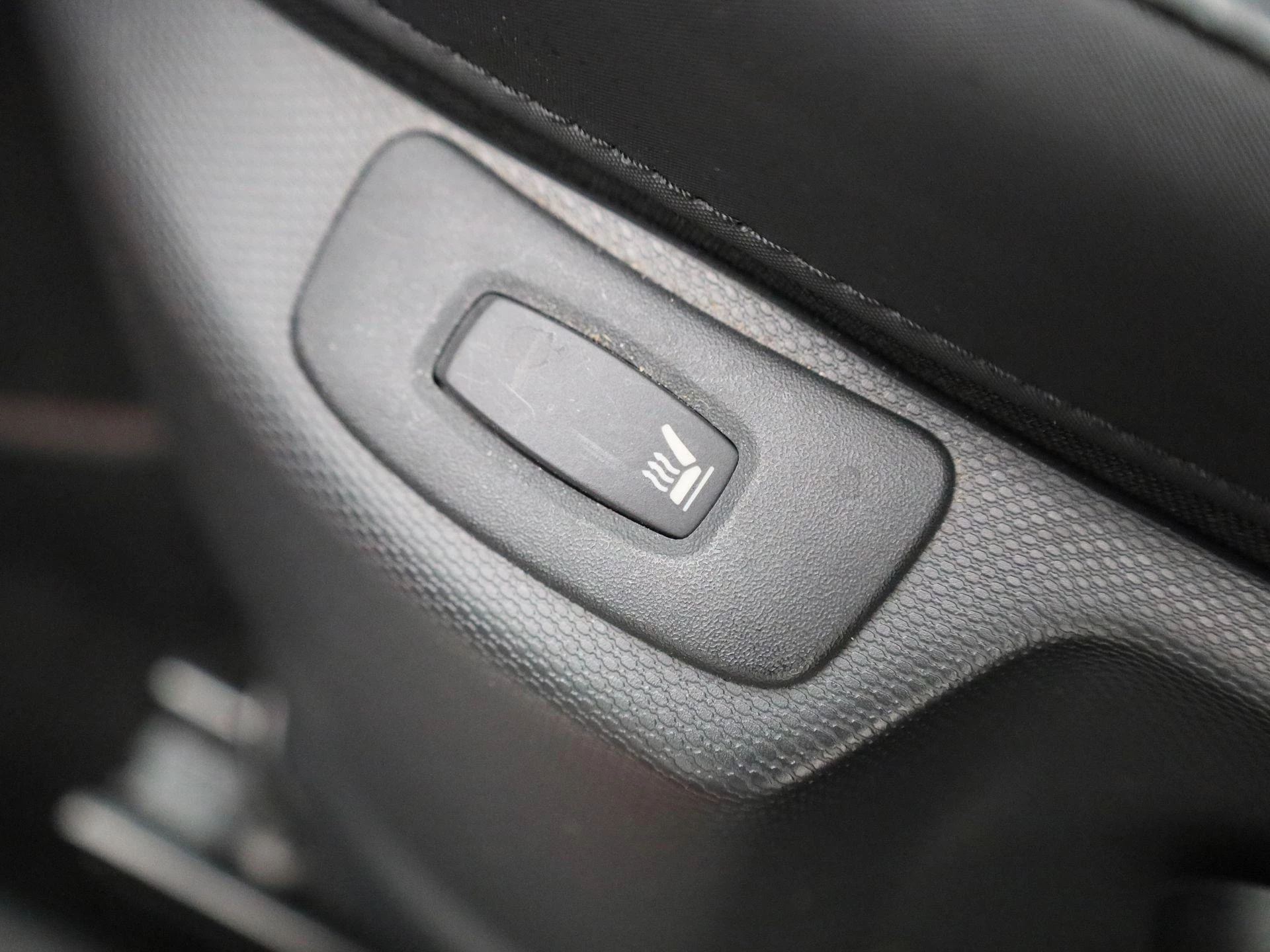 Renault-Captur-image-29