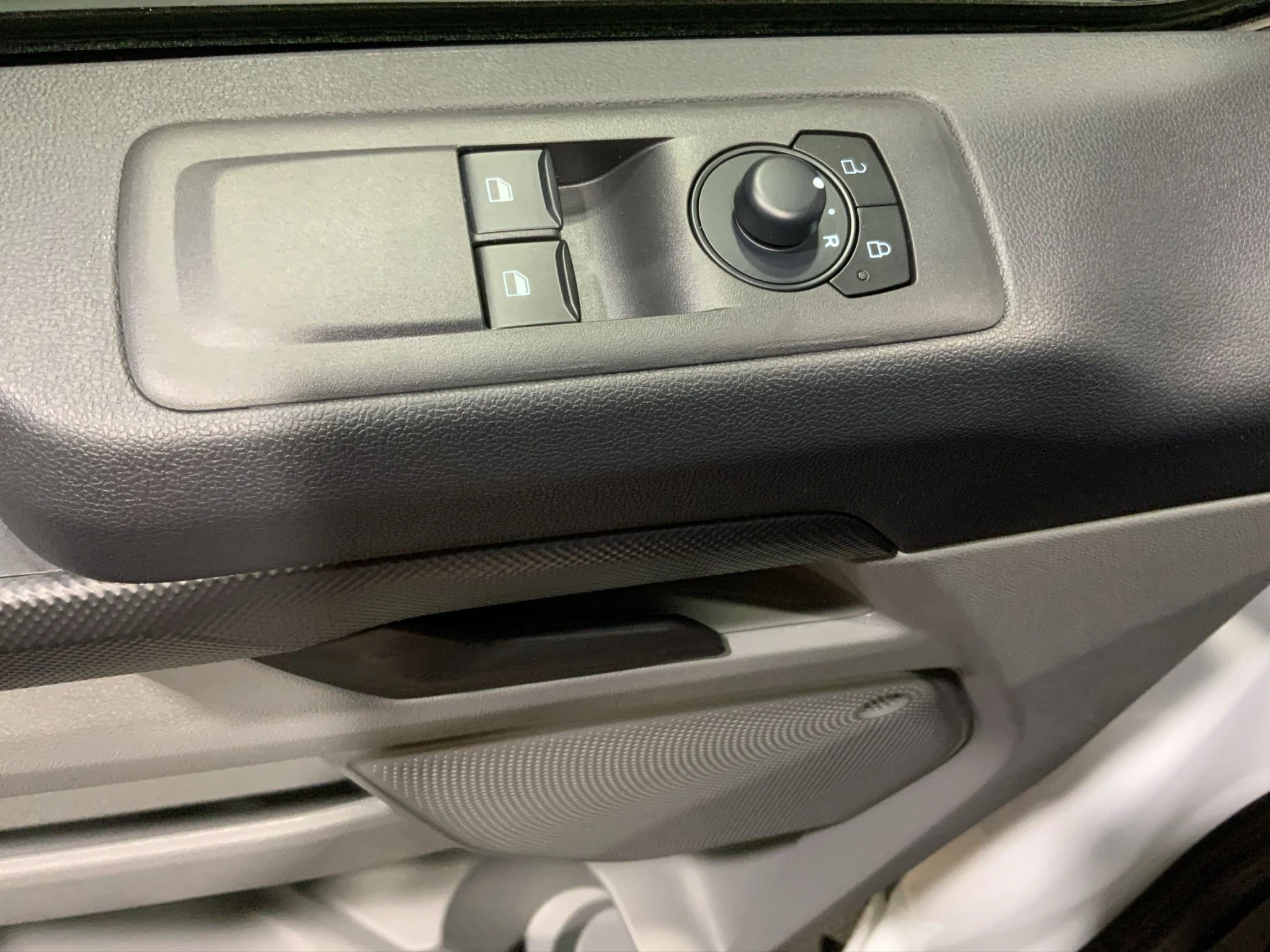 Ford Transit Custom Trend Service-Line 320 L1 Automatik Kasten *aus unserer Werbung*