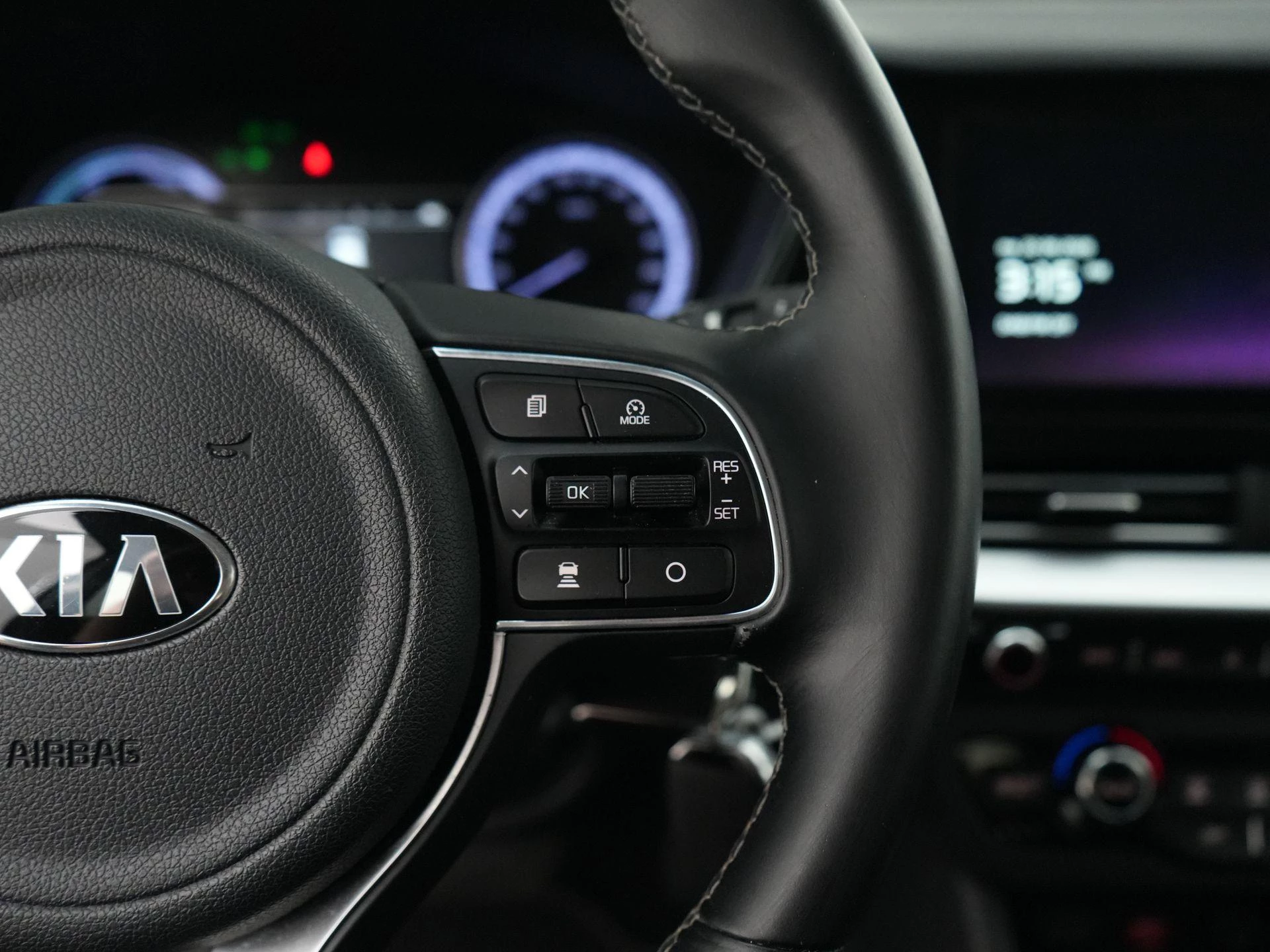 Kia-Niro-image-14