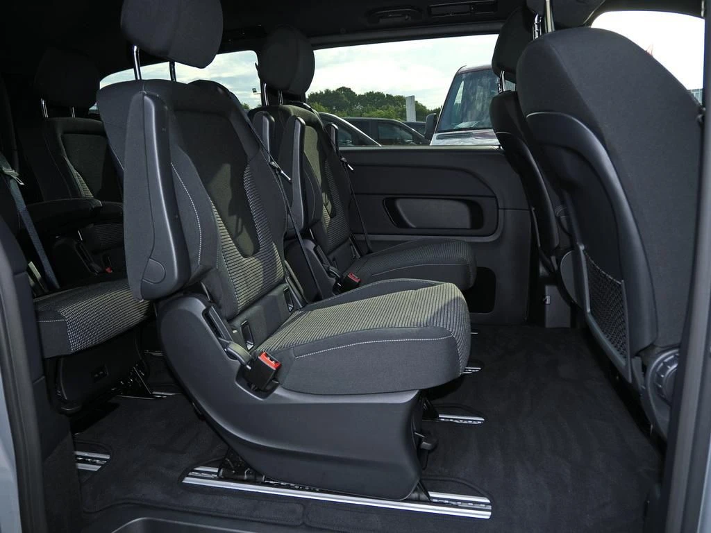 Mercedes-Benz-V-Klasse 220-image-14