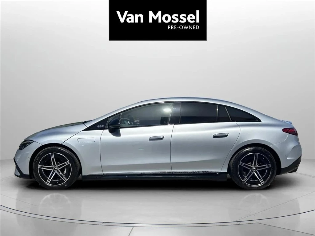 Mercedes-Benz-EQE-image-7
