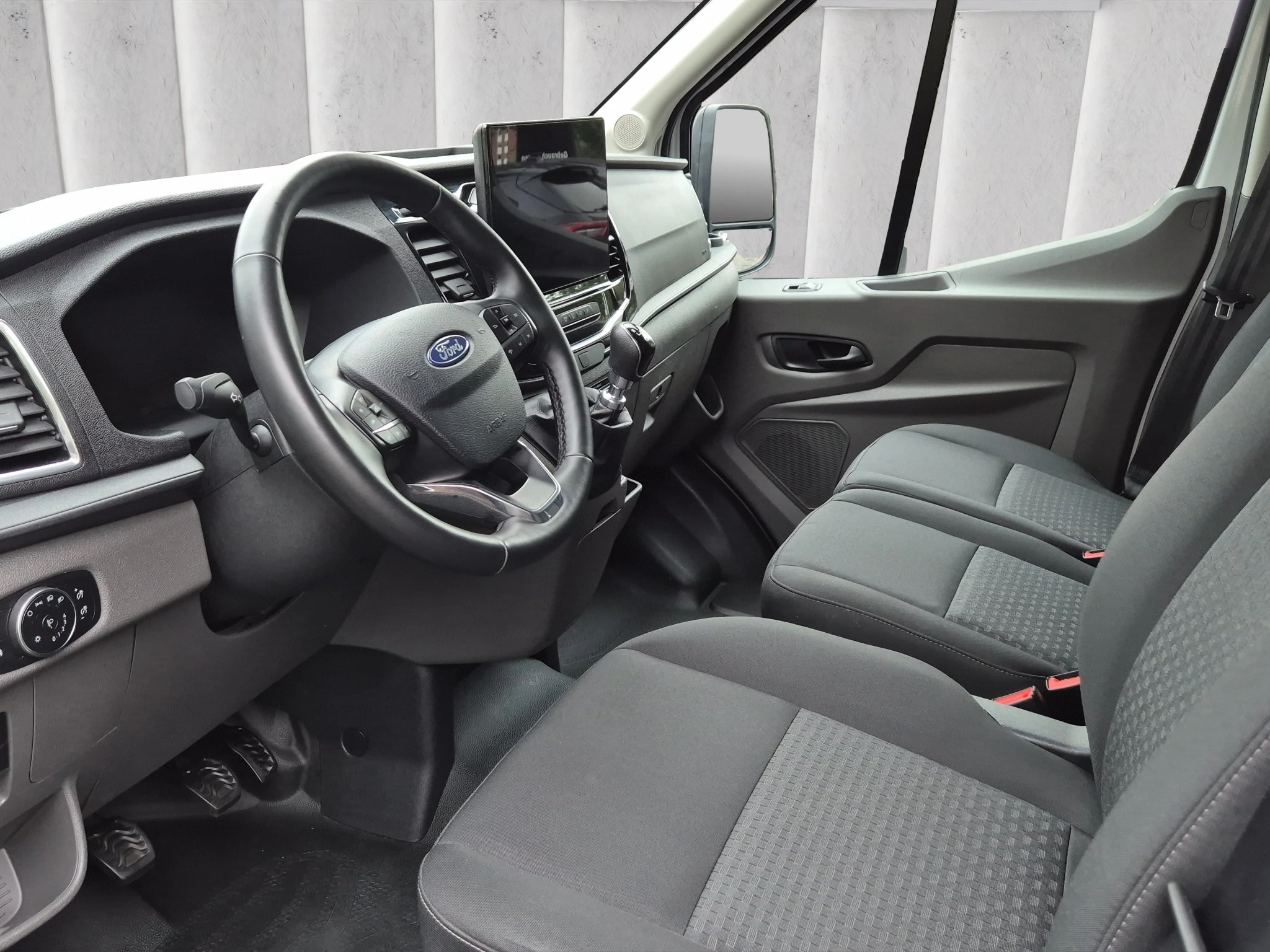Ford-Transit-image-9