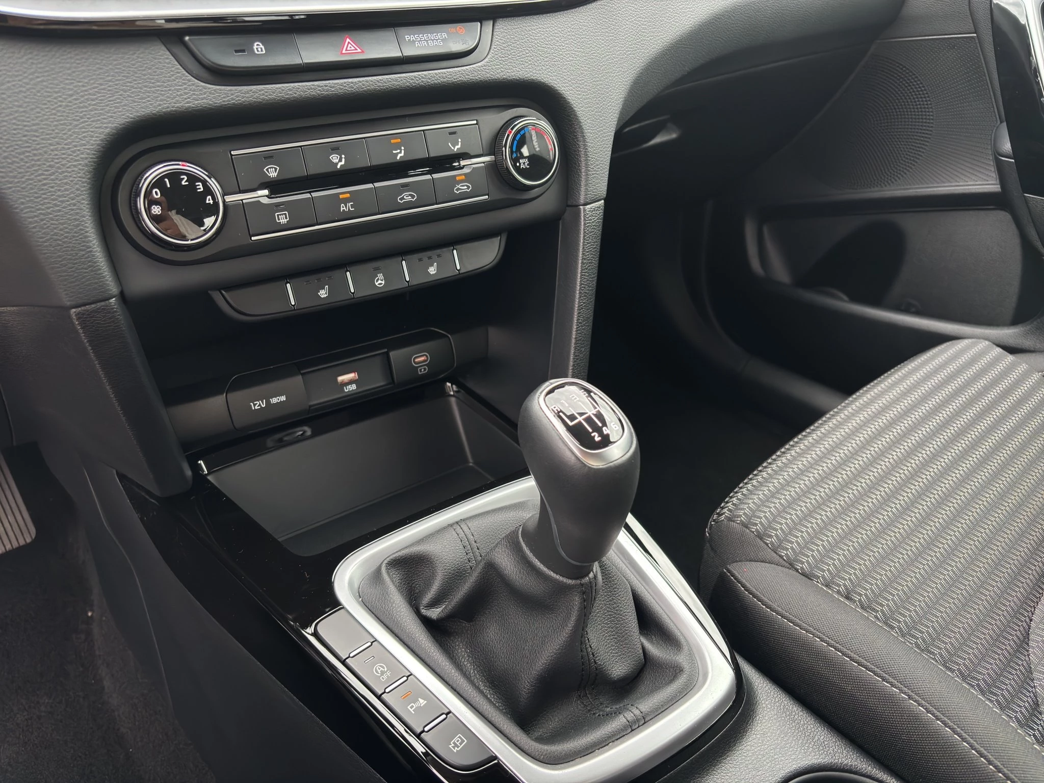 Kia Ceed 1.5 T-GDI Vision