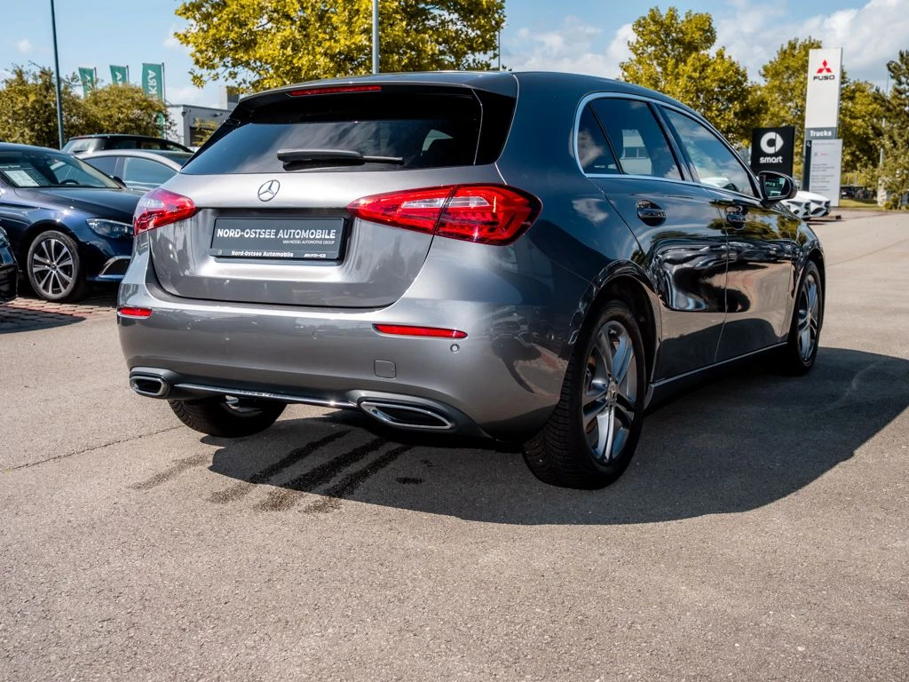 Mercedes-Benz-A-Klasse 200-image-4