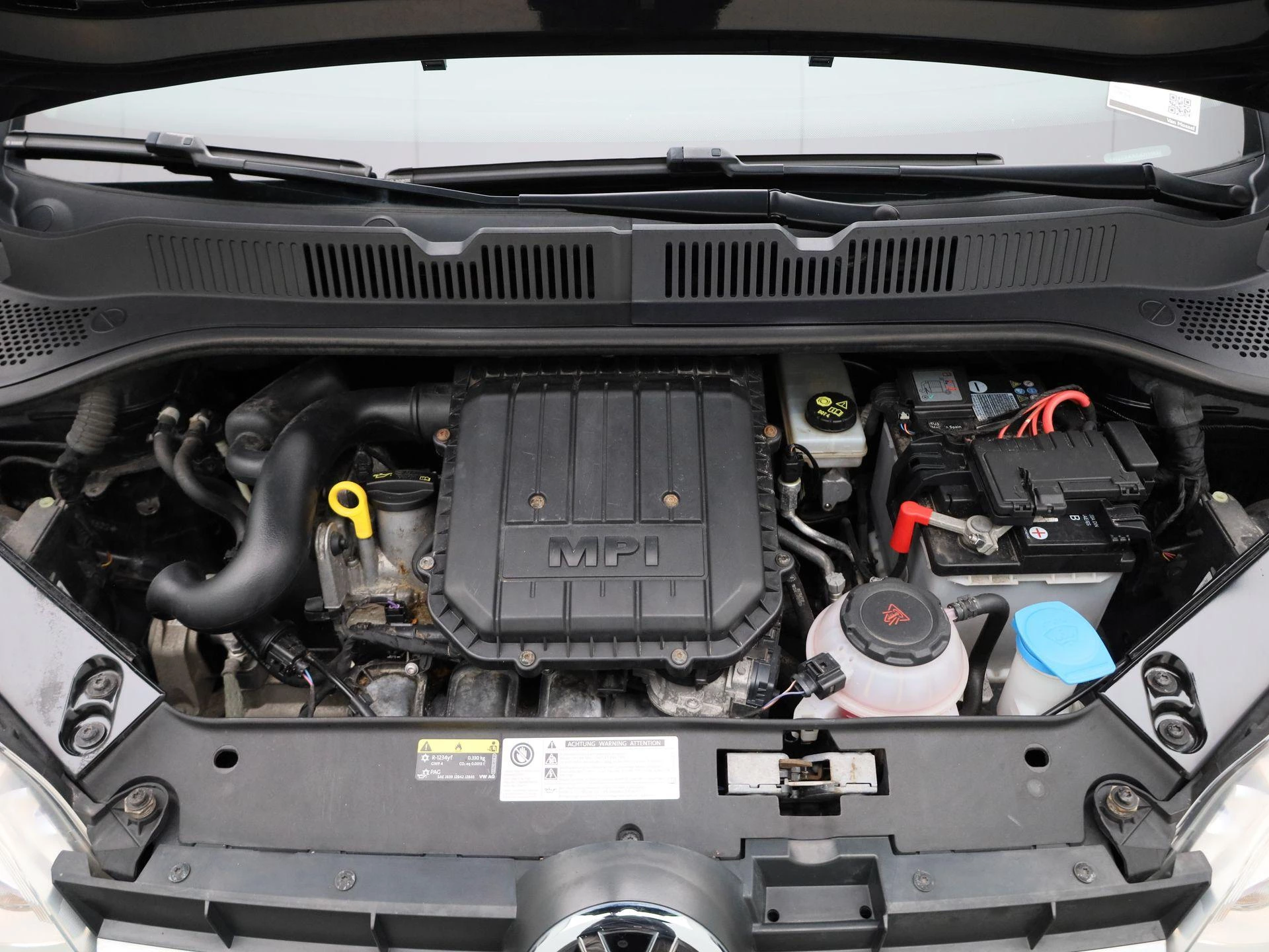 Volkswagen-up!-image-26