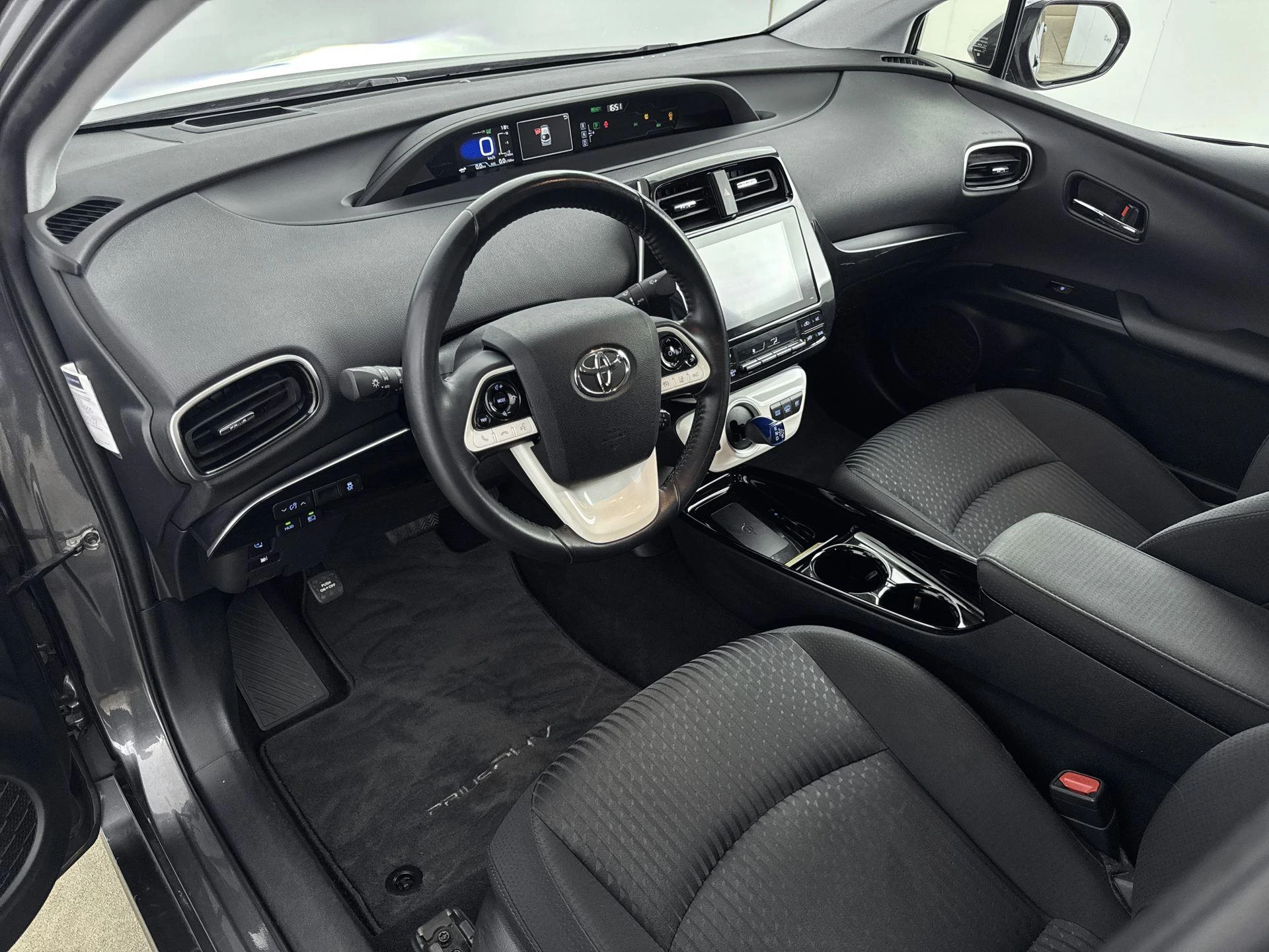 Toyota-Prius-image-8