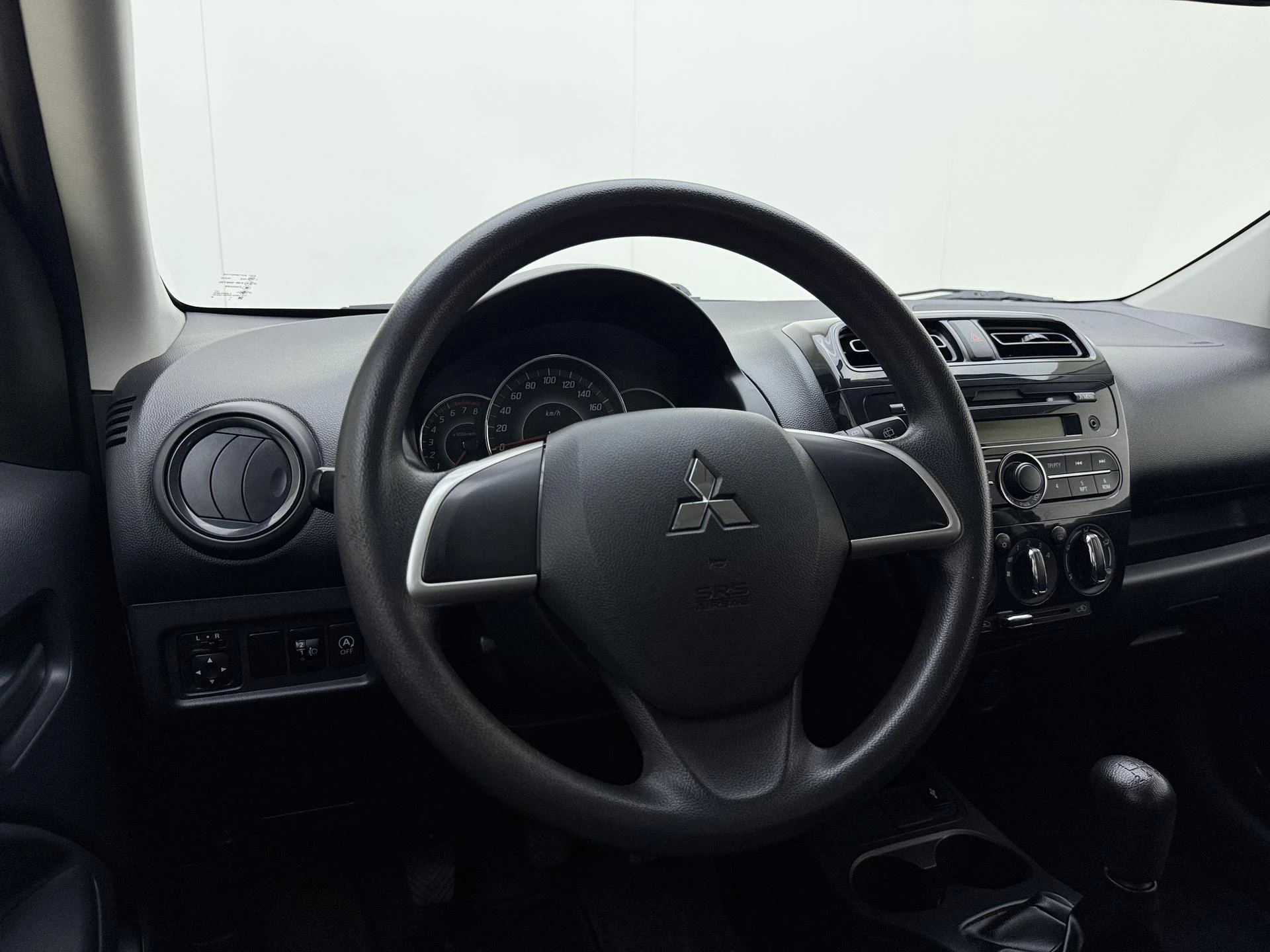 Mitsubishi-Space Star-image-16