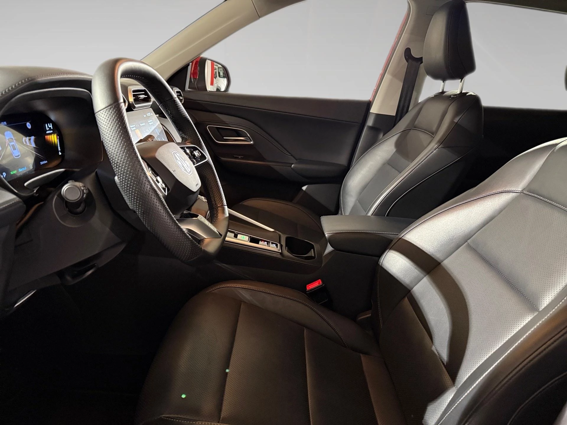 MG-ZS-image-3