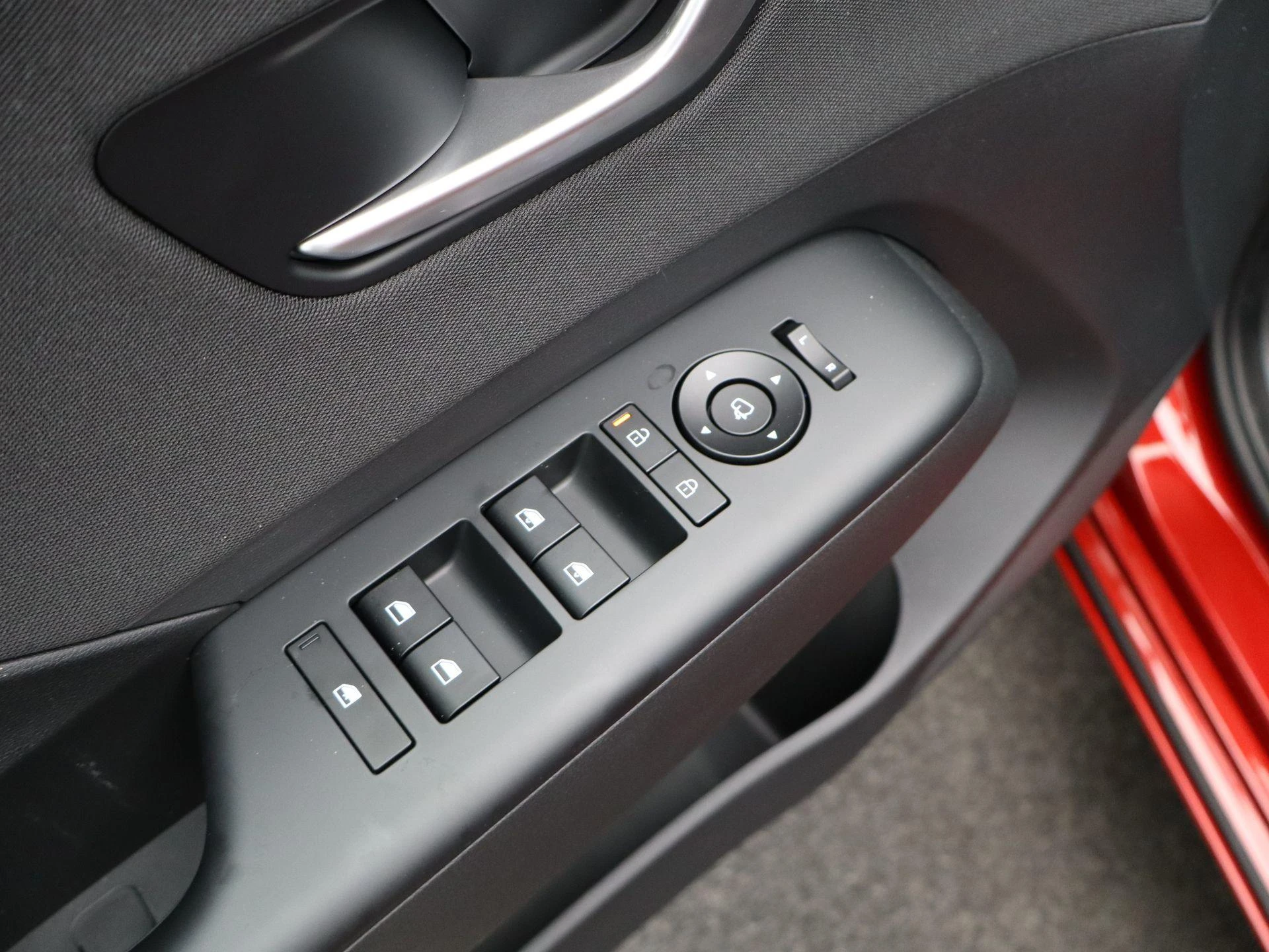 Hyundai-Kona-image-30