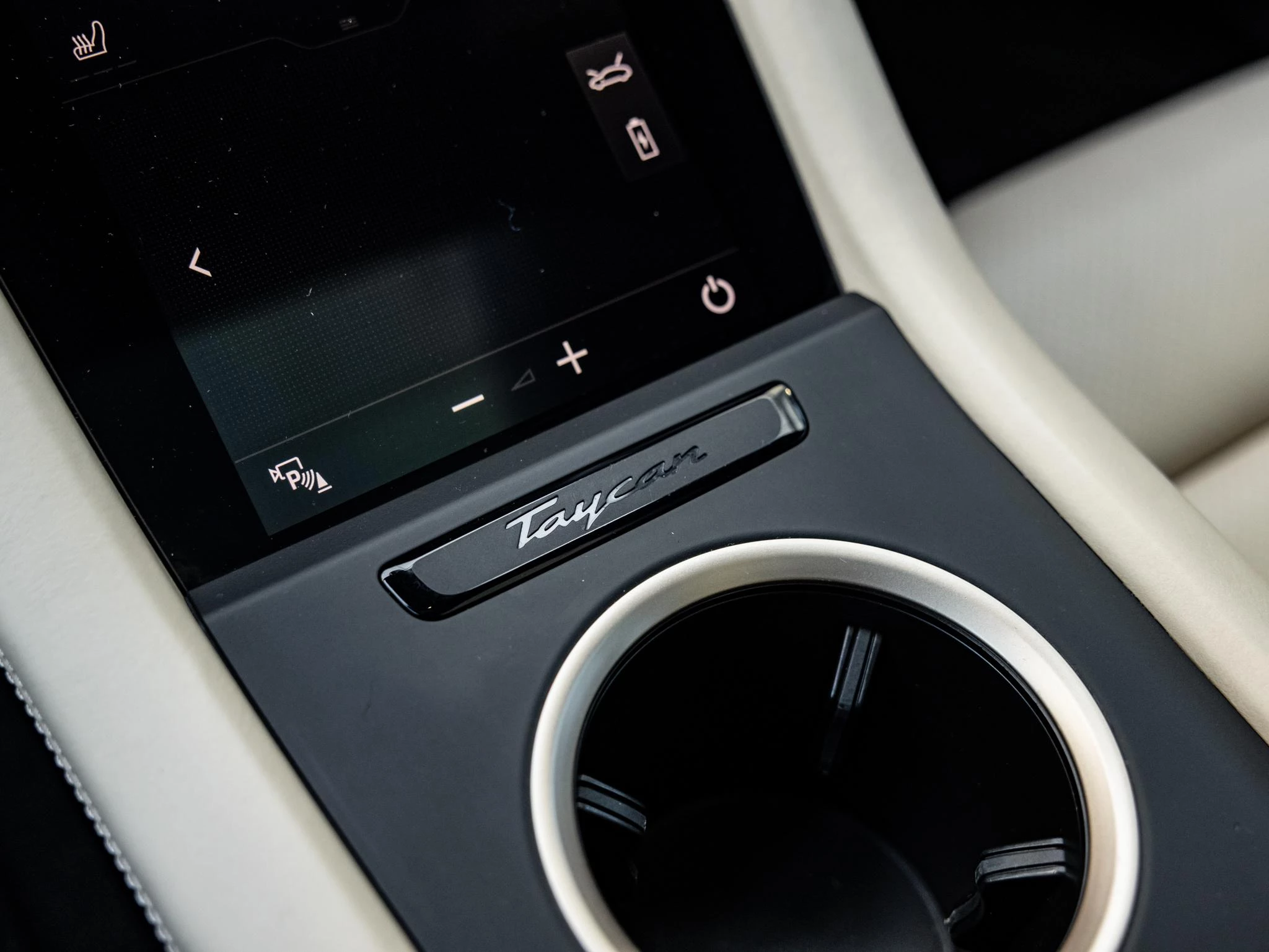 Porsche-Taycan-image-47