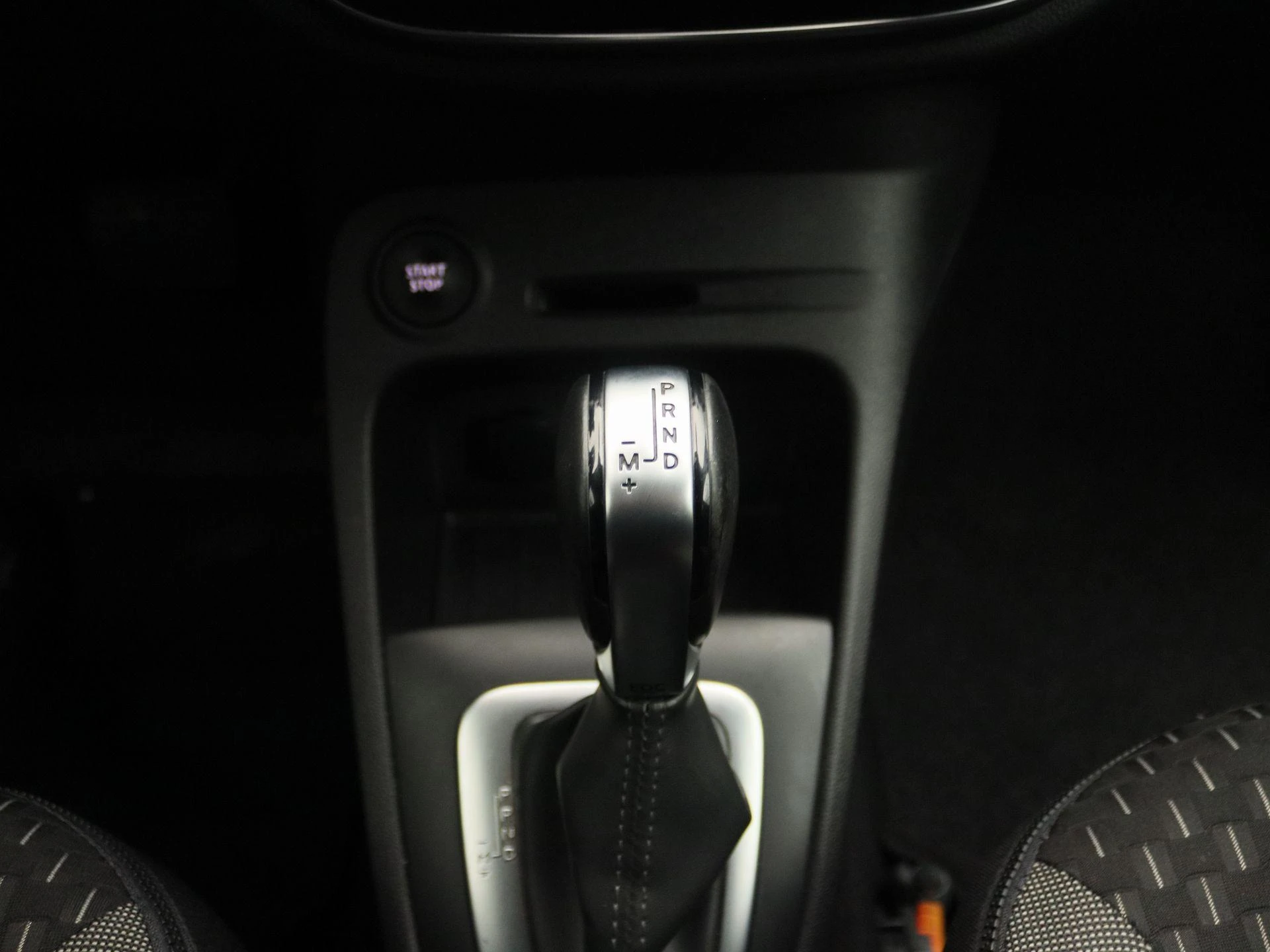 Renault-Captur-image-10