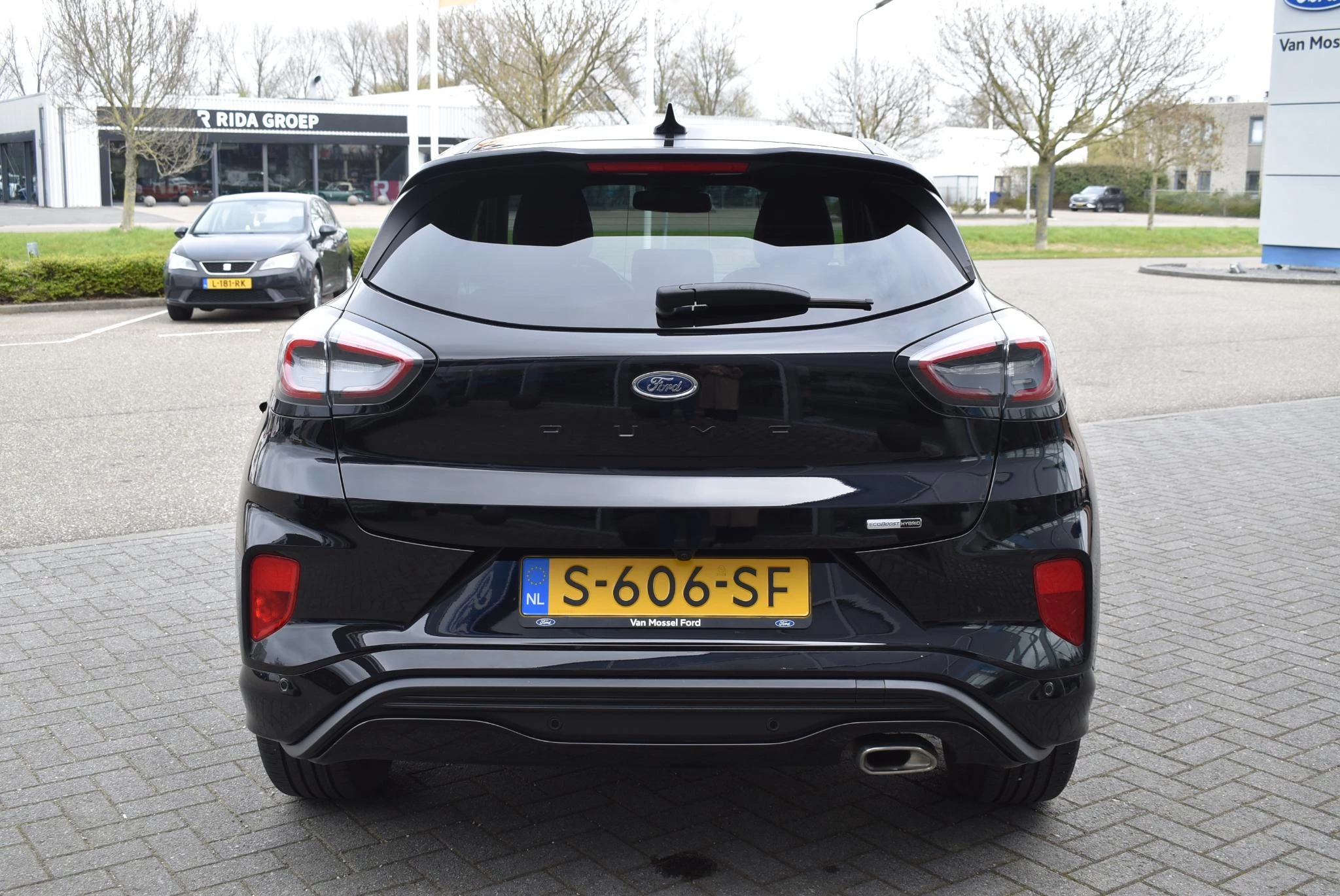 Ford Puma 1.0 EcoBoost Hybrid ST-Line X Gold Edition