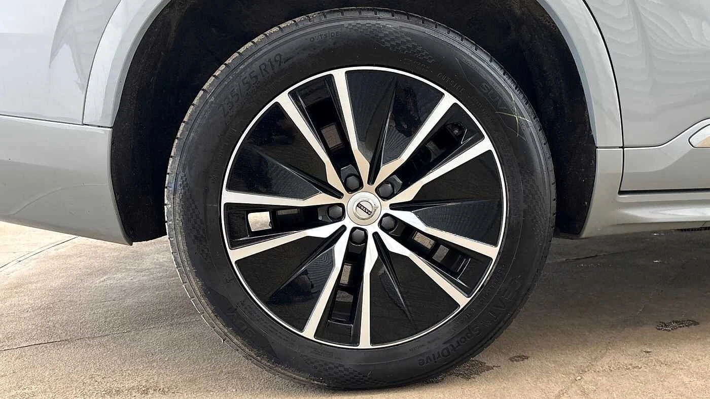 Volvo-XC90-image-18
