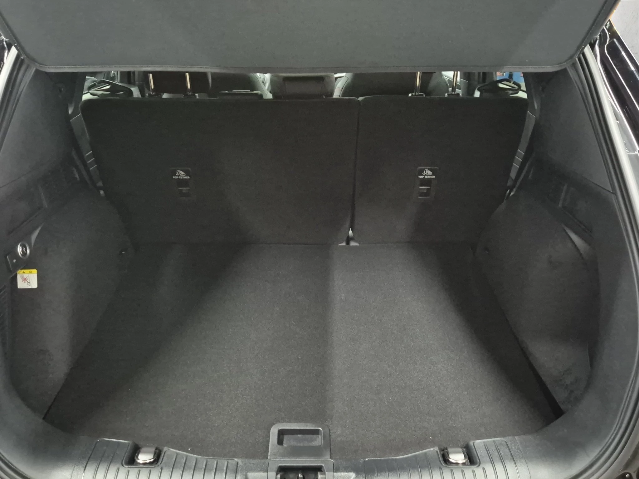 Ford Kuga ST-Line X Aut.*PANO*AHK*360GRAD*LED-MATRIX*NAVI*GRA*WINTER-PKT..