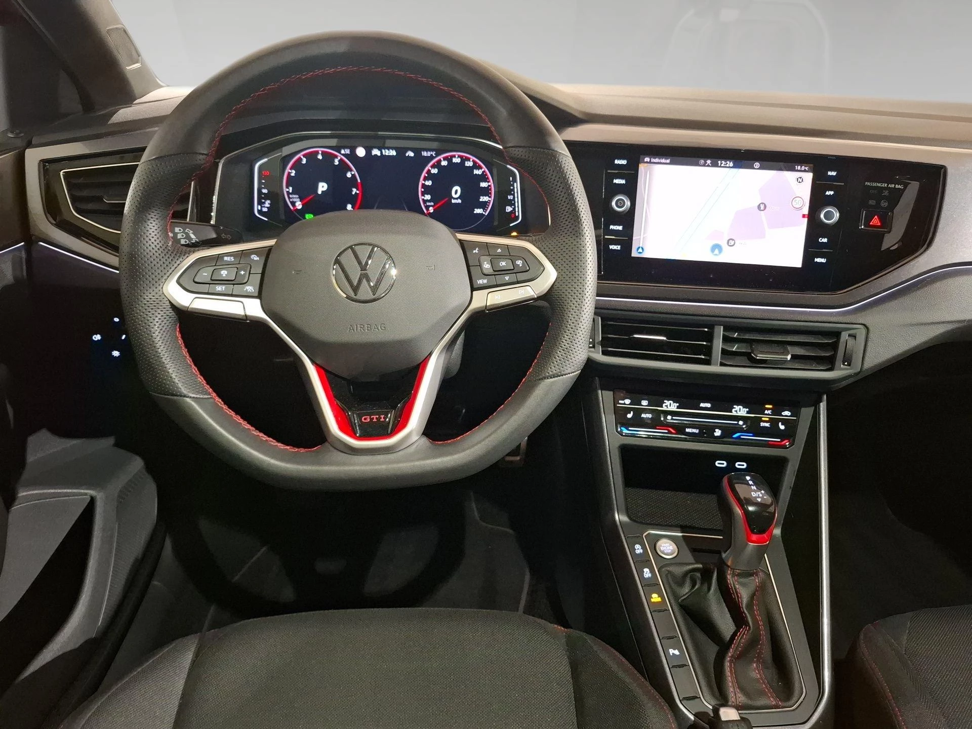 Volkswagen-Polo-image-5