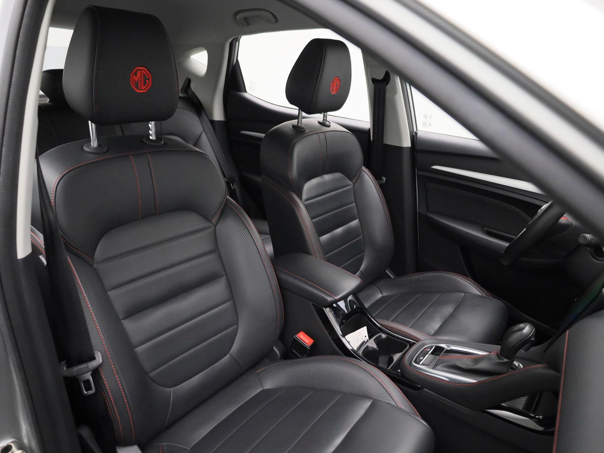 MG ZS 1.0 T-GDi AT LUXURY