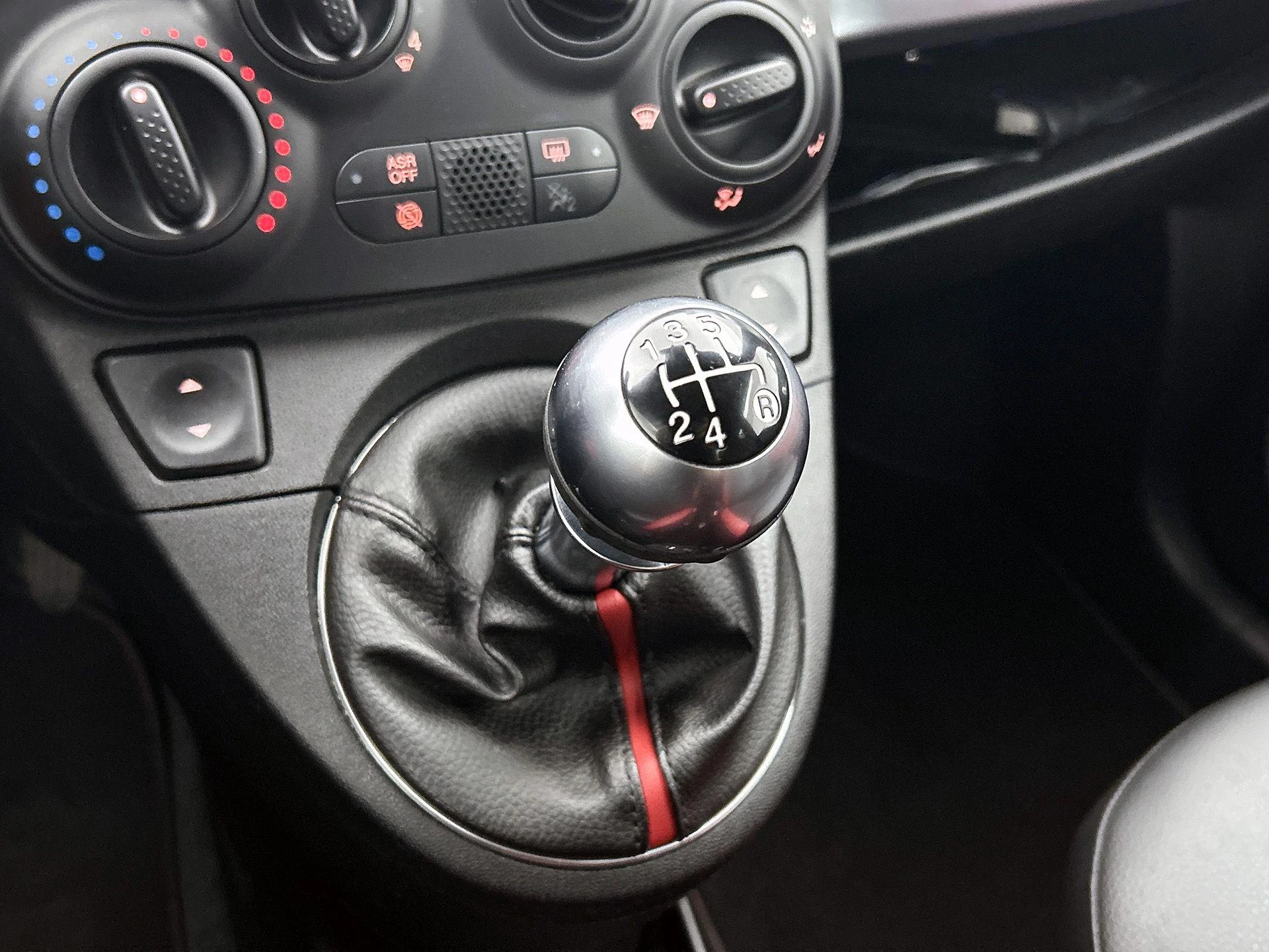 Fiat-500-image-20