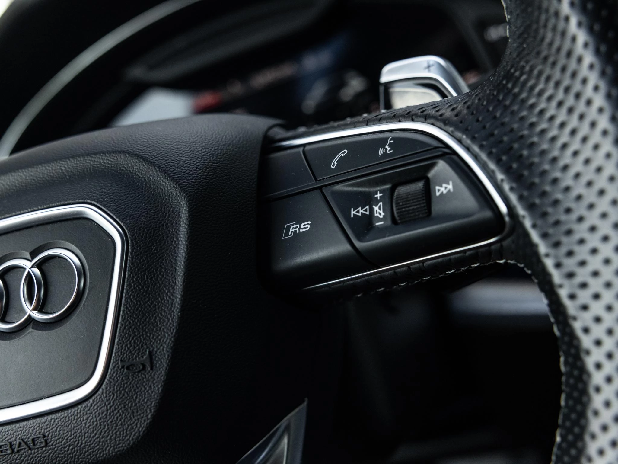 Audi RSQ8 4.0 TFSI quattro