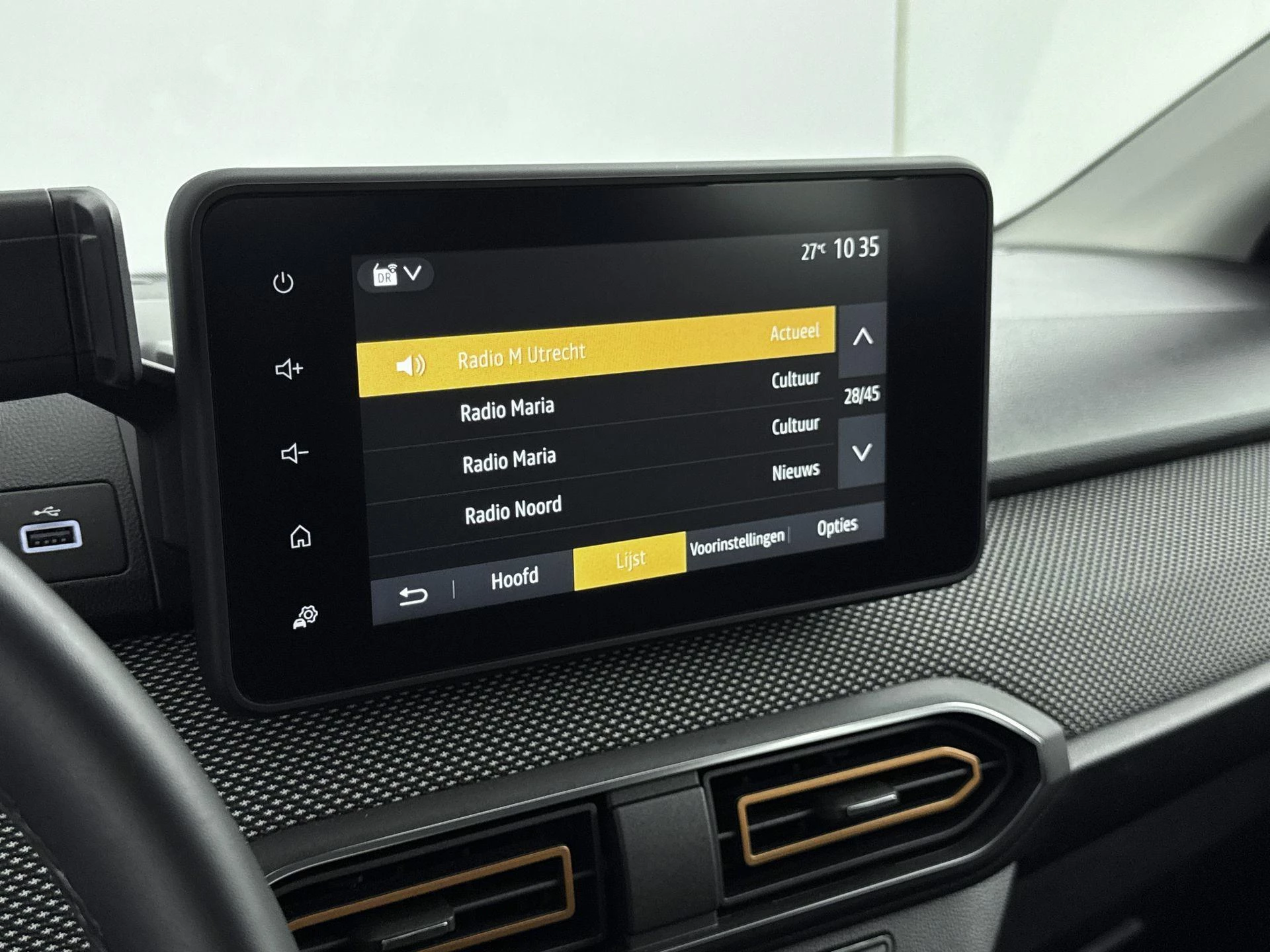 Dacia-Sandero Stepway-image-6