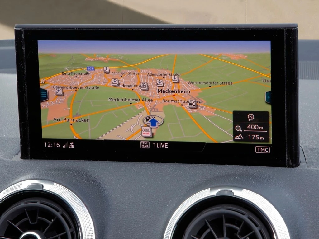 Audi Q2 35 TDI S line NAVI*VIRTUAL*KAMERA*LED*TEMP*SHZ