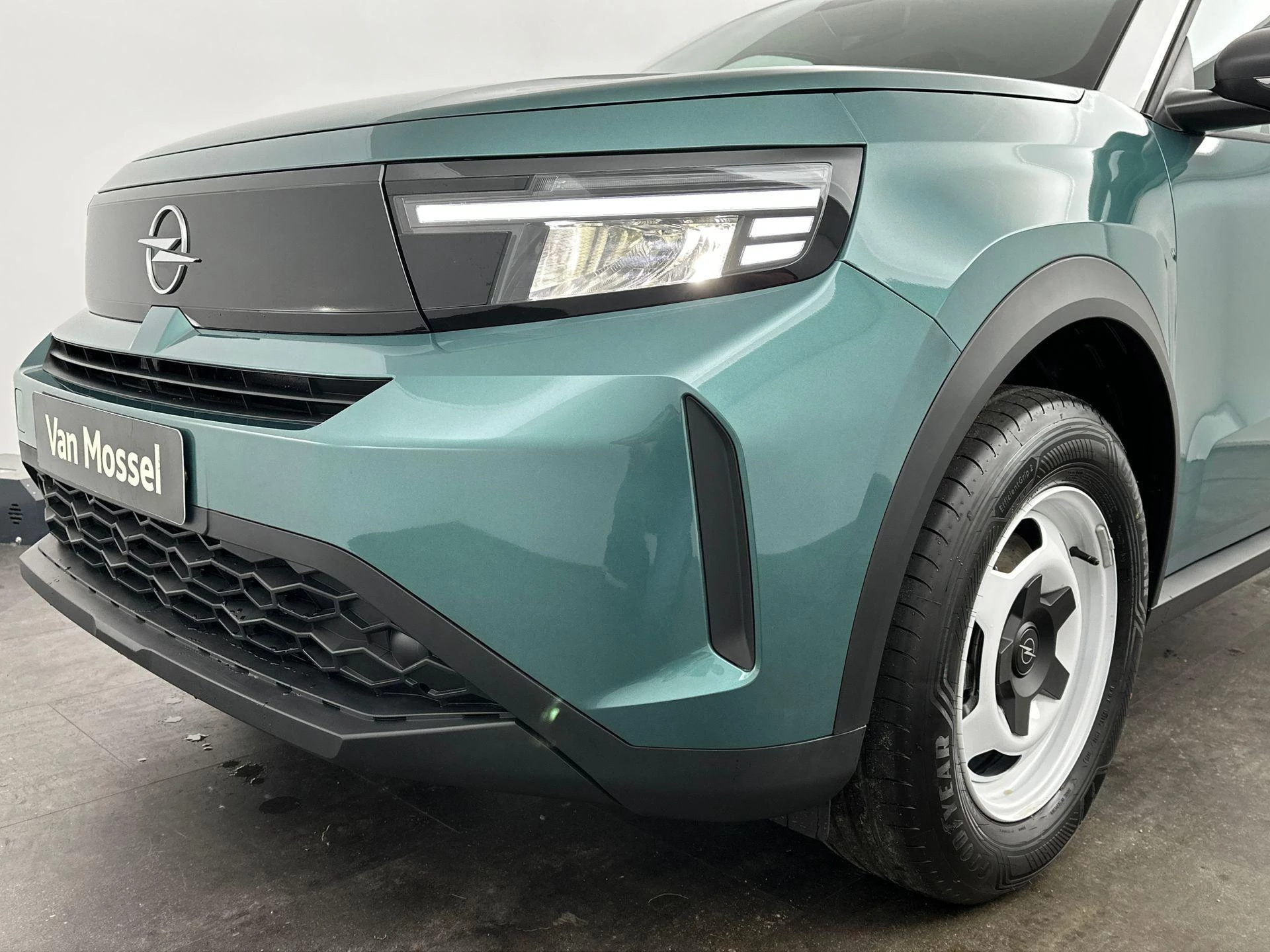 Opel Frontera 1.2 Turbo MHEV 100kW Edition eDCT