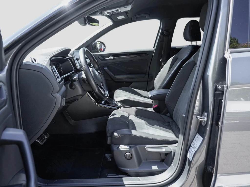 Volkswagen-T-Roc-image-6