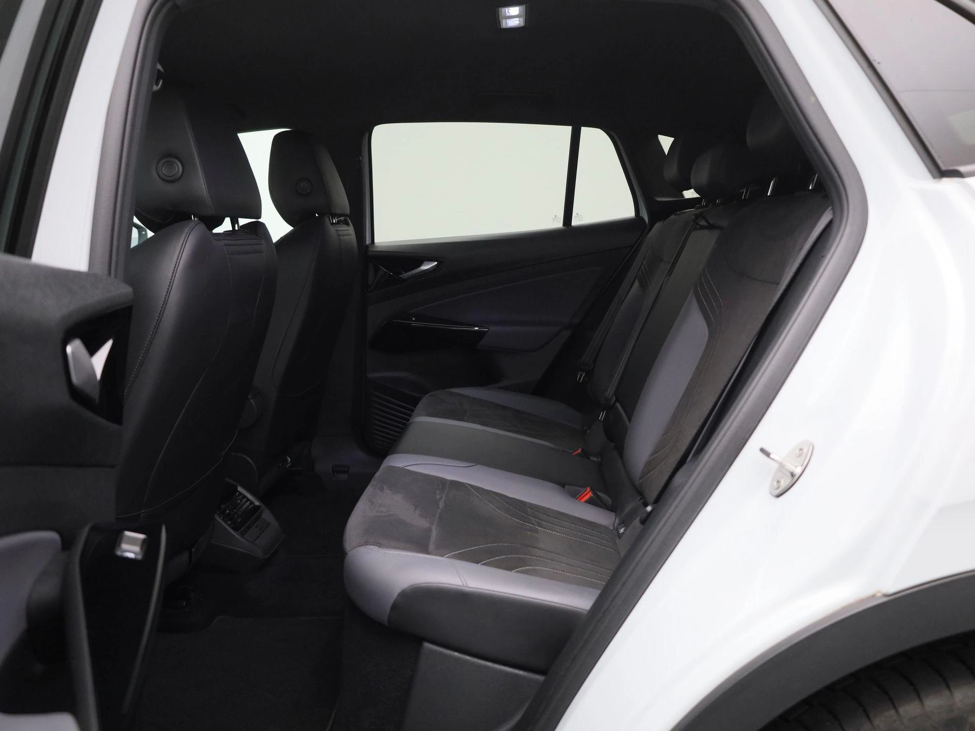 Volkswagen-ID.4-image-10