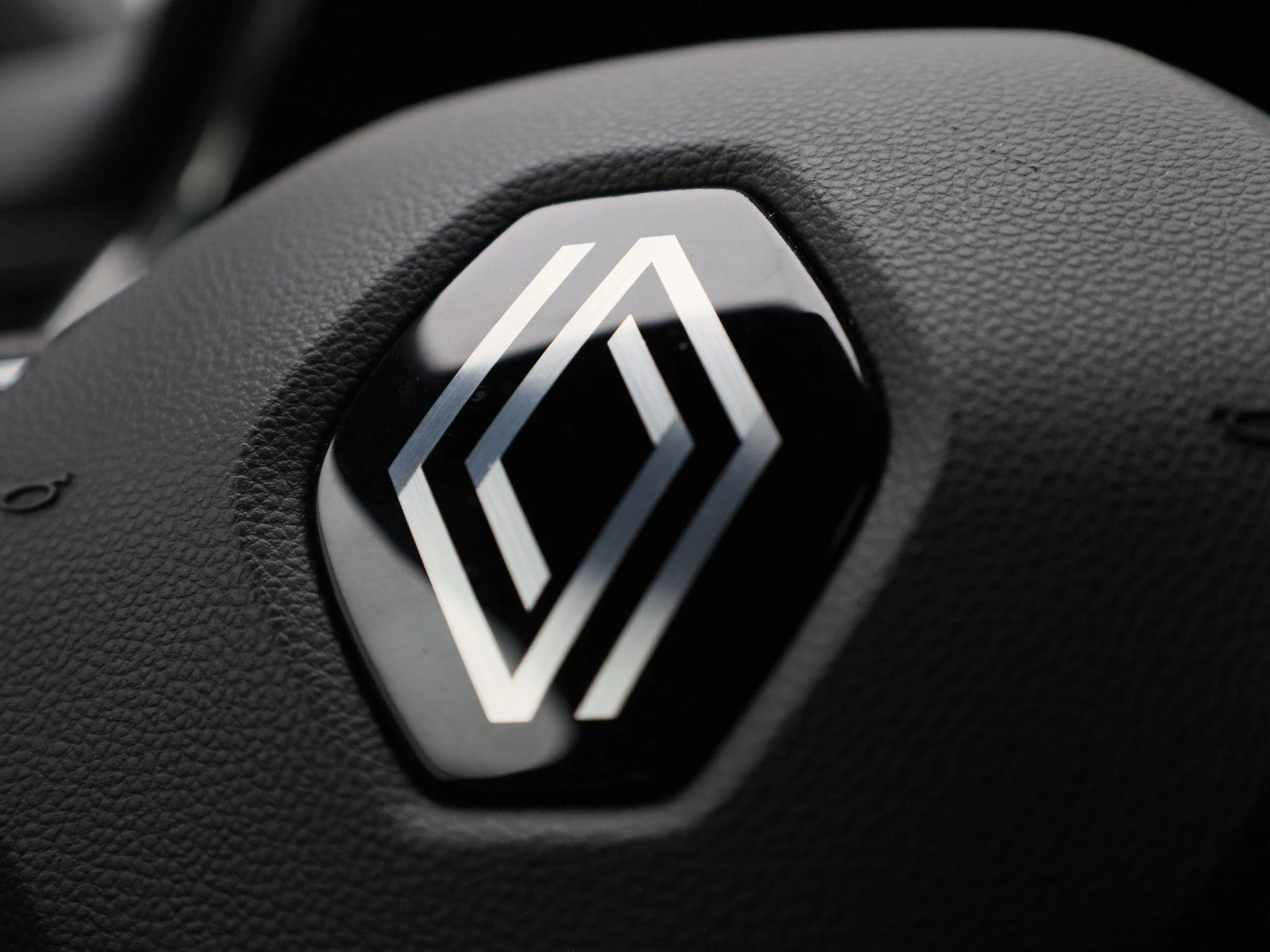 Renault-Captur-image-32