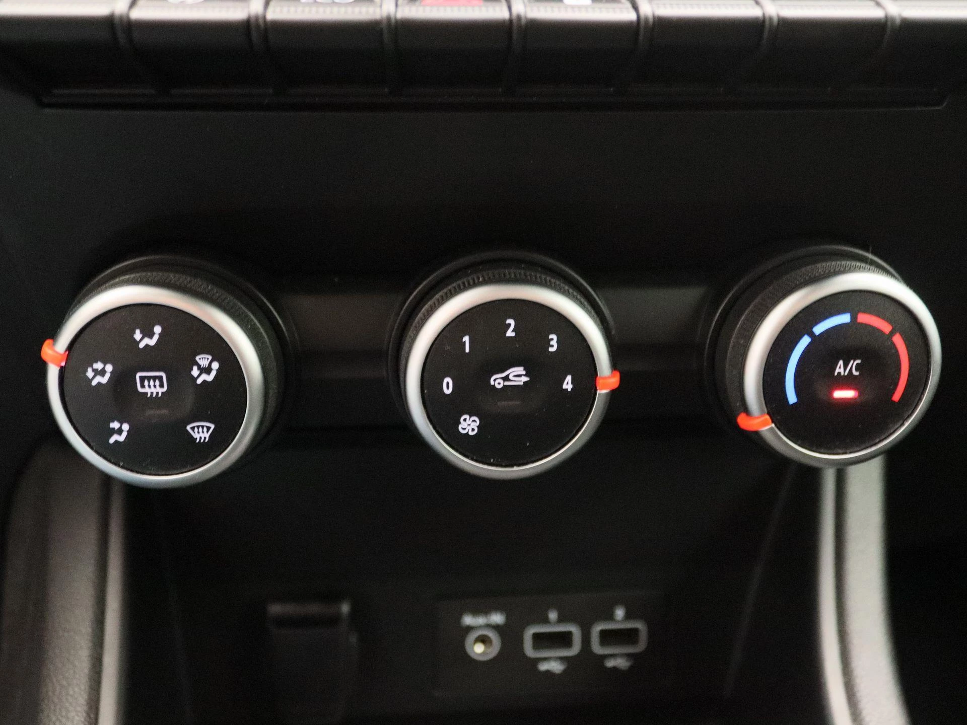 Renault-Captur-image-17