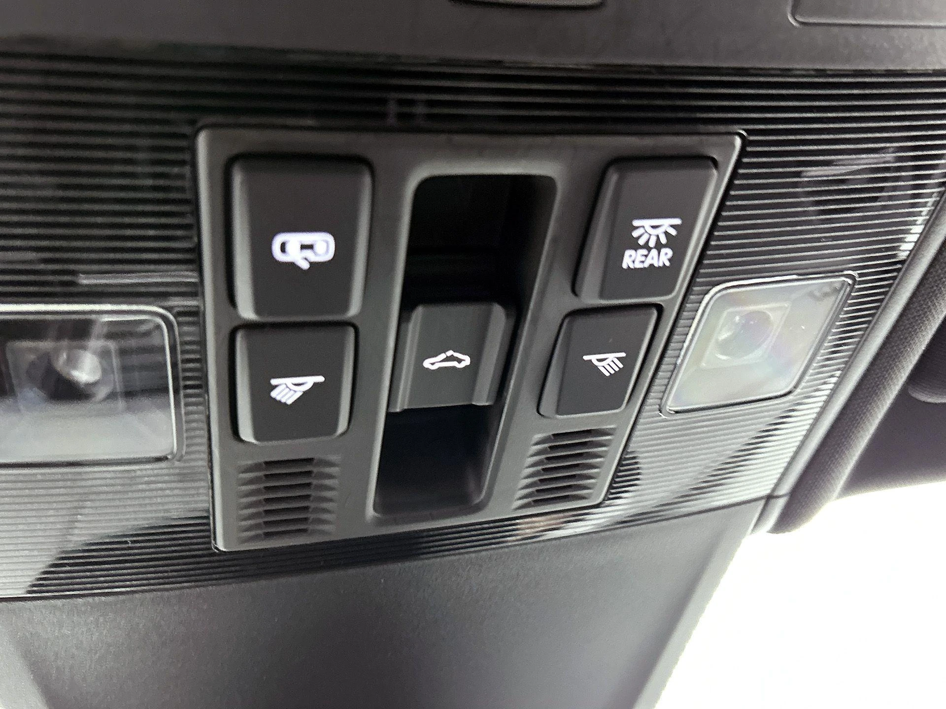 Volkswagen-Tiguan-image-24