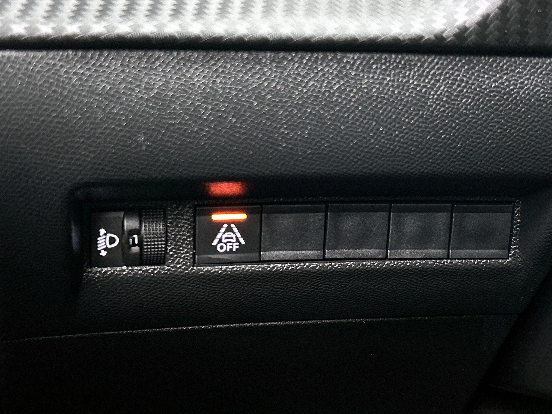 Peugeot-208-image-15