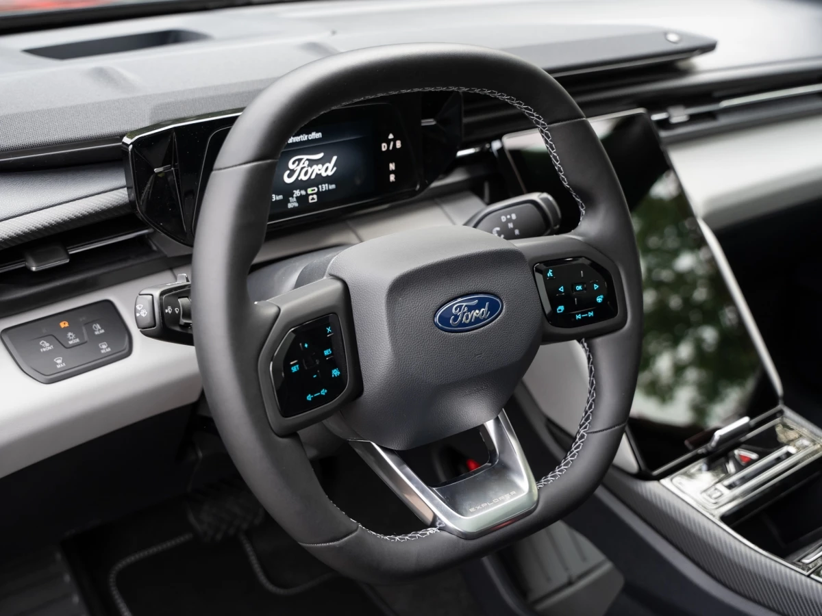 Ford Explorer Premium Extended Range | Pano | 360Grad | Leder | ACC