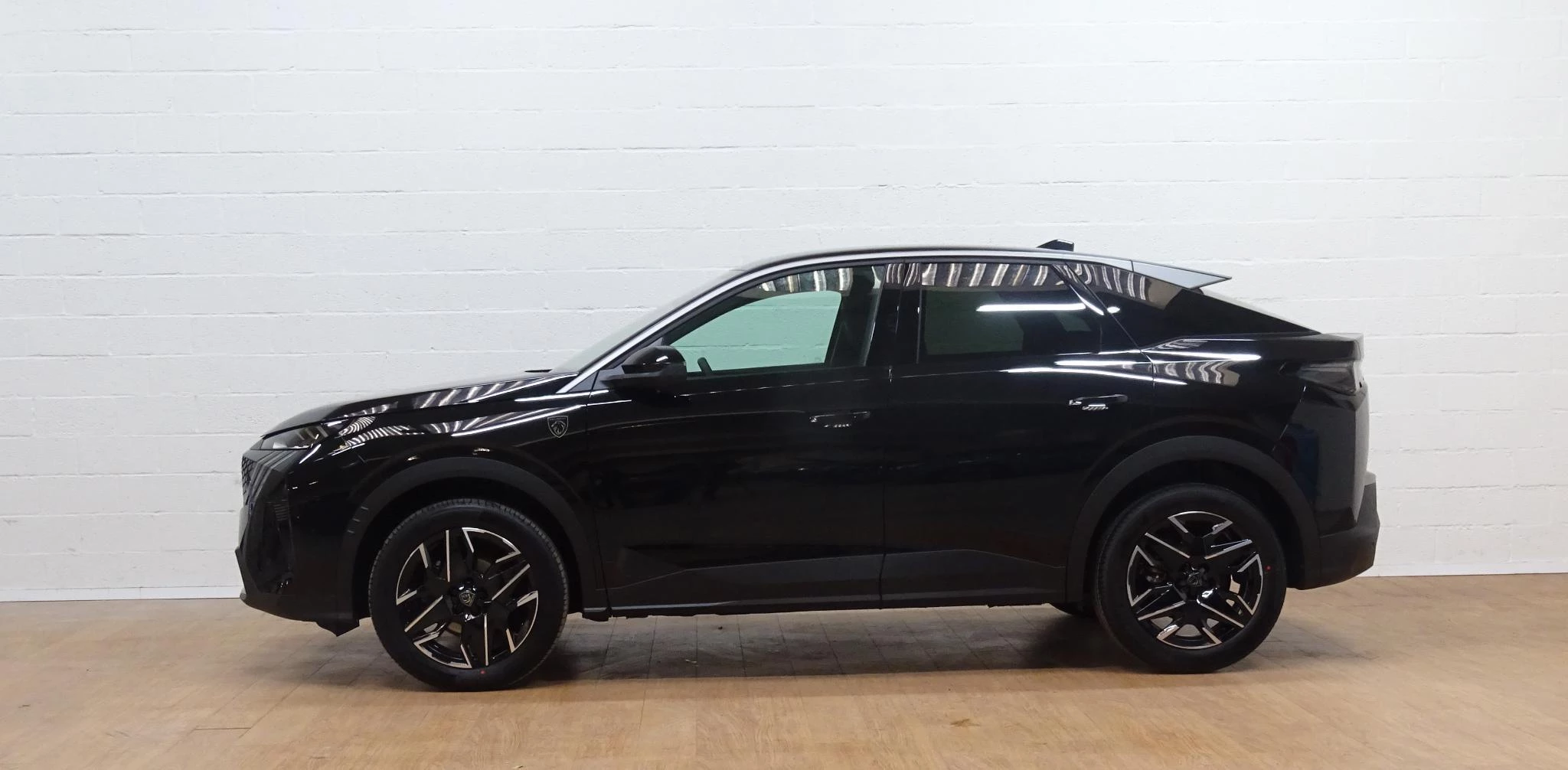 Peugeot 3008 1.2 HYBRID 145 e-DSC6 GT+alcantara +open dak