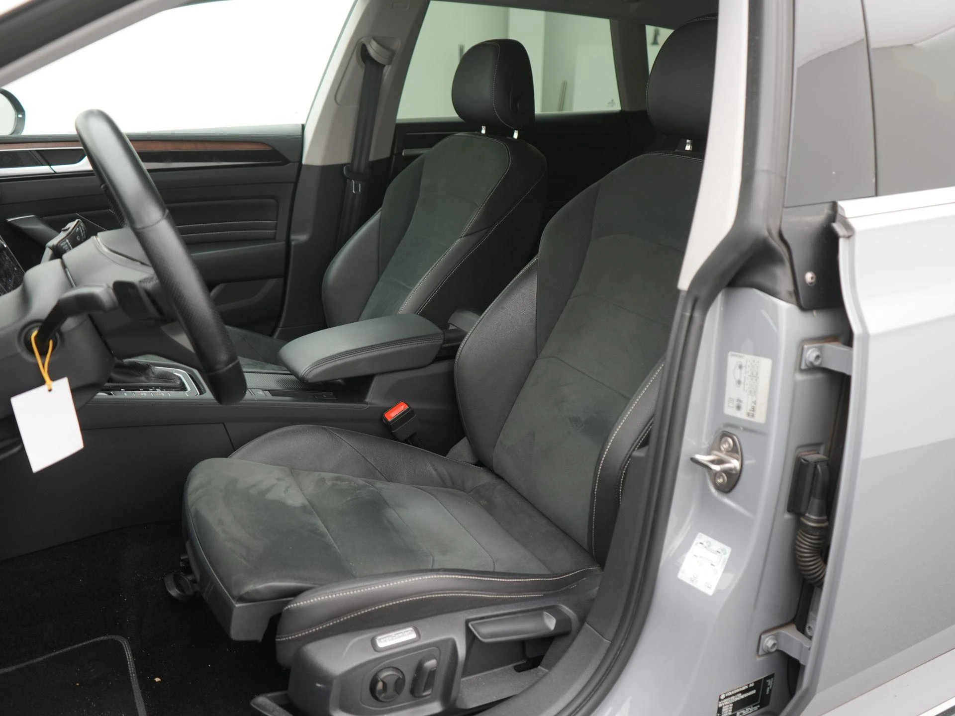 Volkswagen-Arteon-image-8