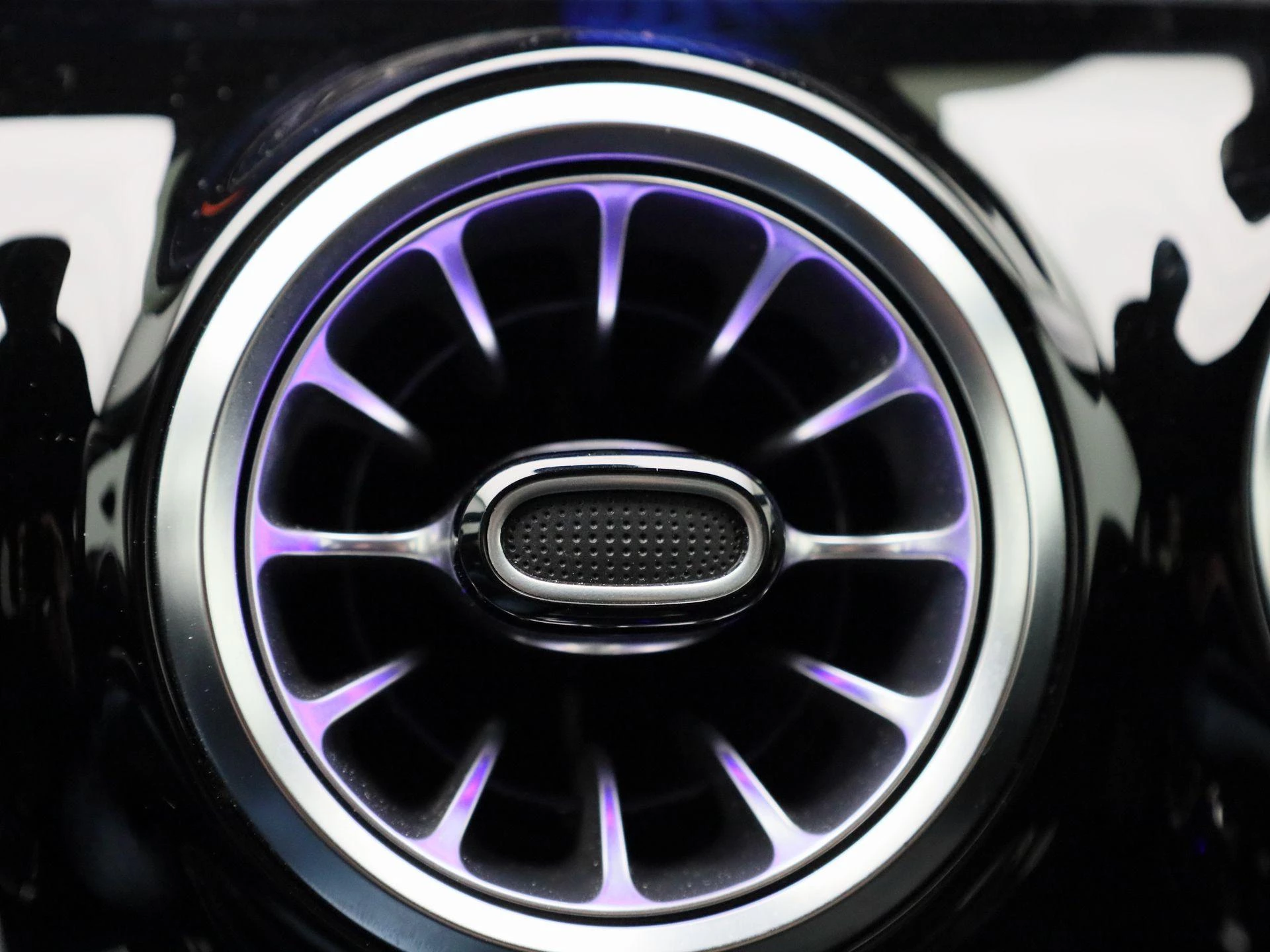 Mercedes-Benz-A-Klasse-image-28