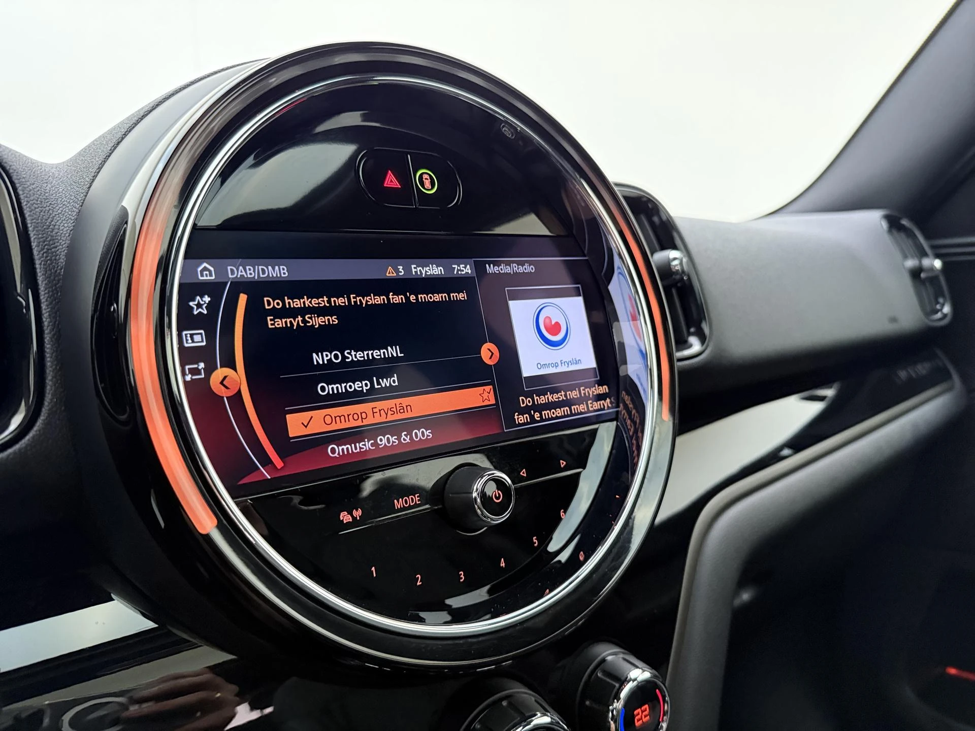 MINI-Countryman-image-22