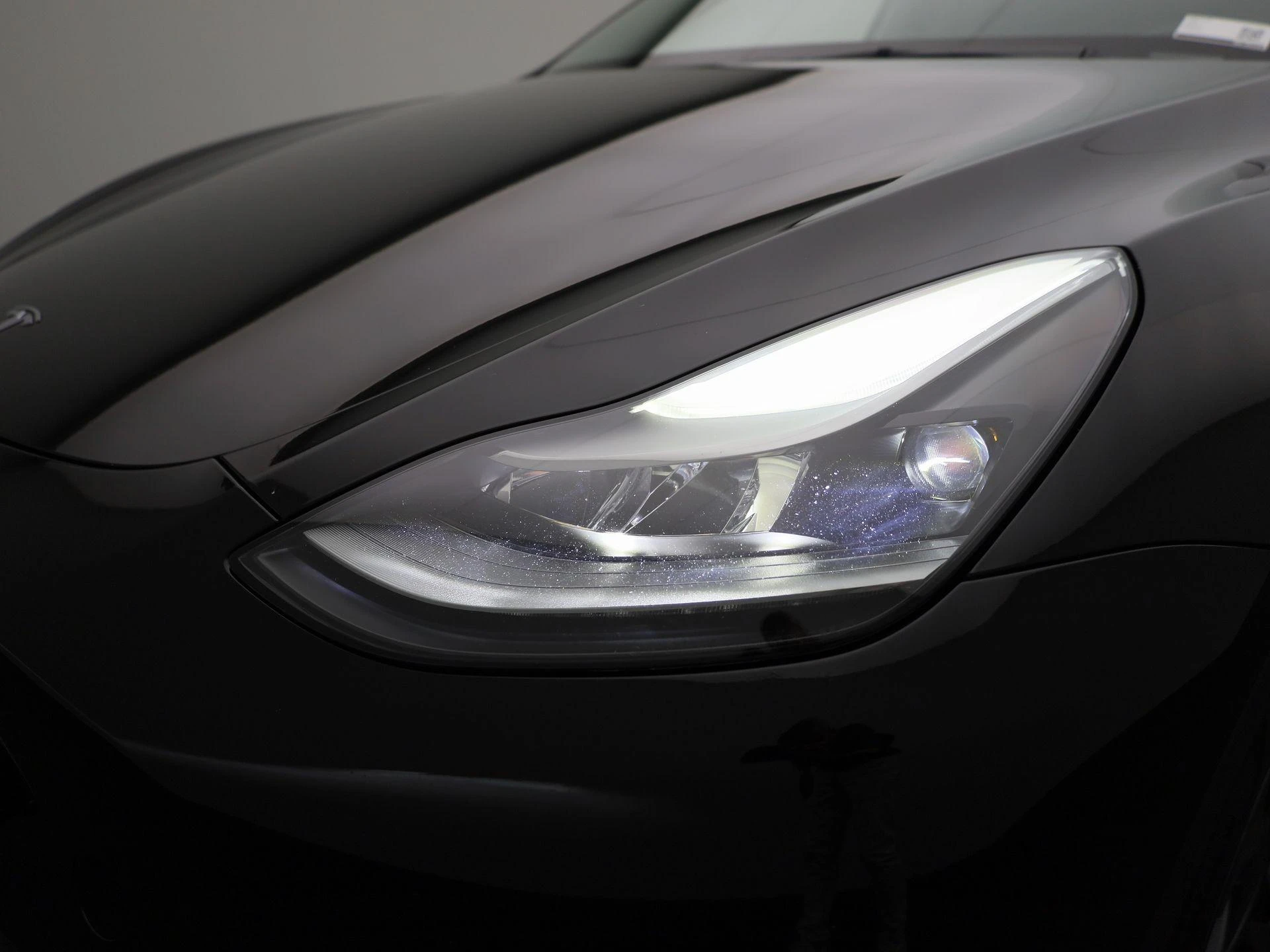 Tesla-Model Y-image-16