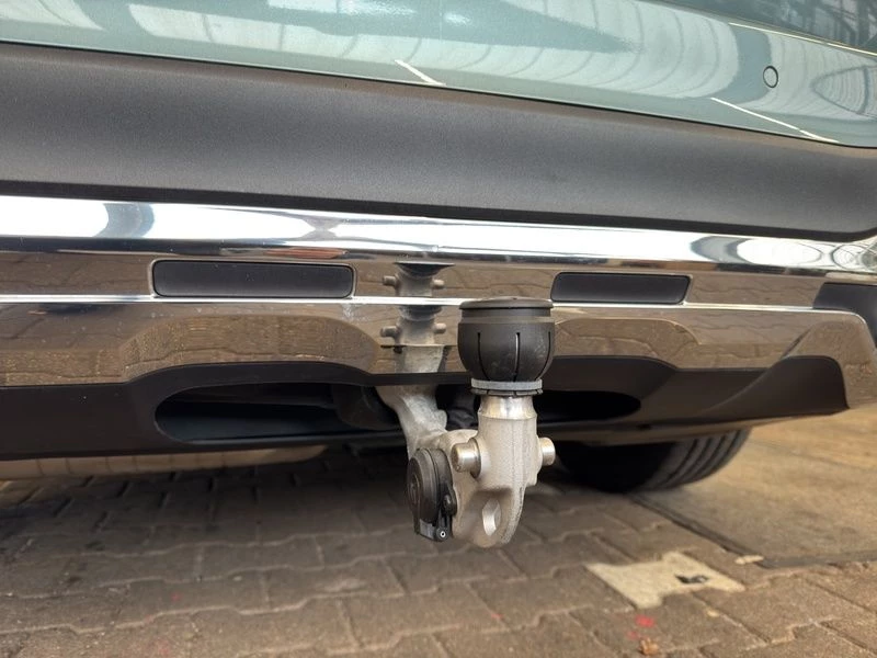 Mercedes-Benz GLC 300 d 4M AMG KEYLESS-GO SHZ MBUX AMG LineX254 GLC 300 d 4M AMG KEYLESS-GO SHZ MBUX AMG Line