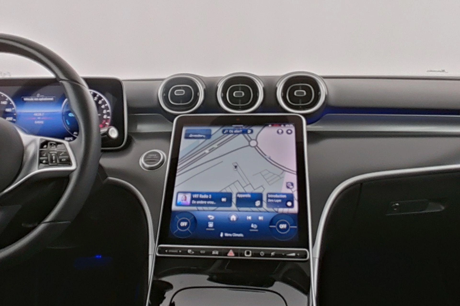 Mercedes-Benz C-Klasse 300 e Break Luxury Line + CARPLAY + PANO DAK + TREKHAAK + CAMERA +