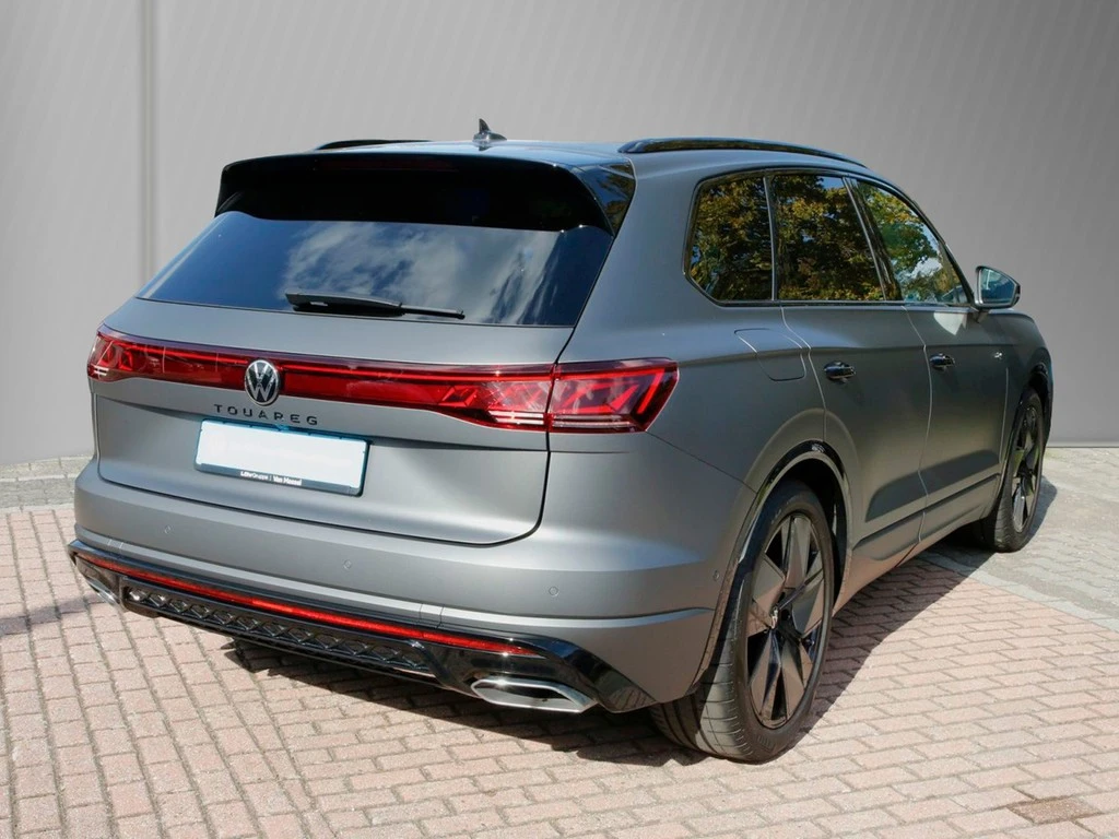 Volkswagen-Touareg-image-3