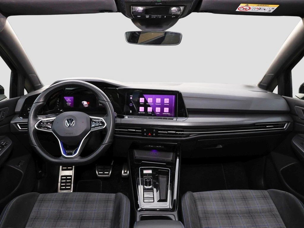Volkswagen-Golf-image-10
