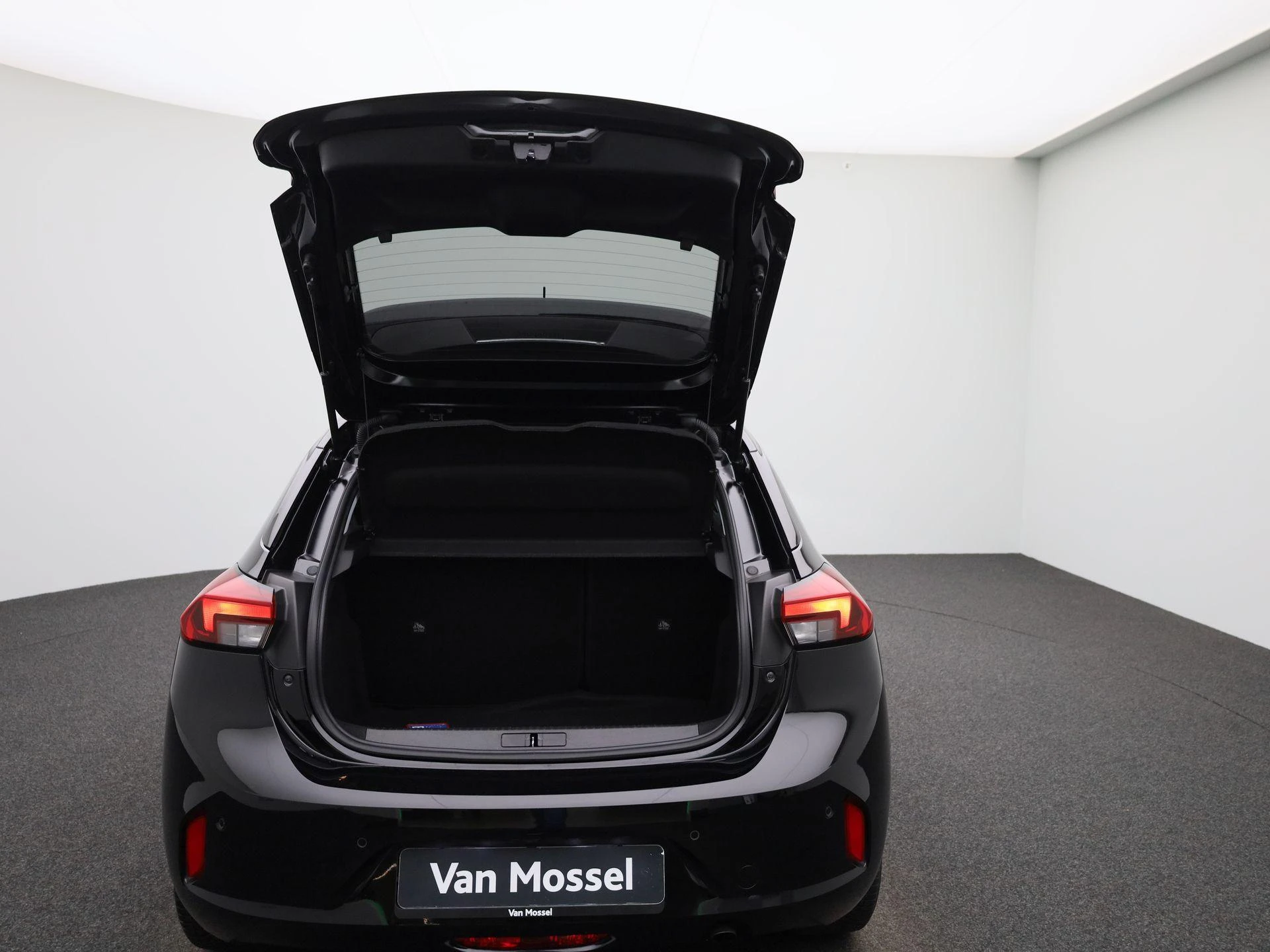 Opel-Corsa-image-10