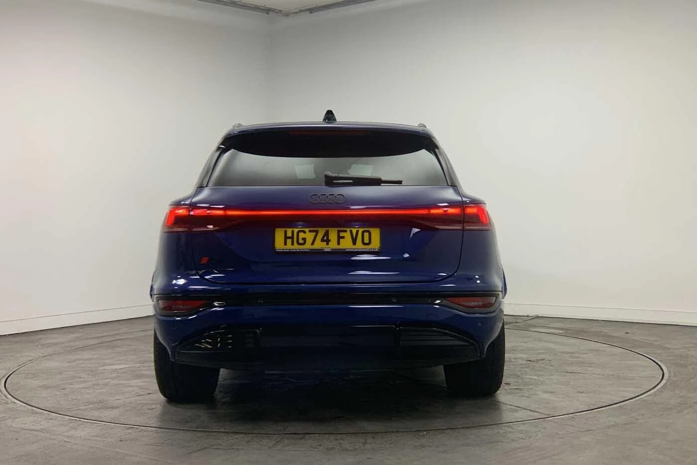 Audi-Q6 e-tron-image-10