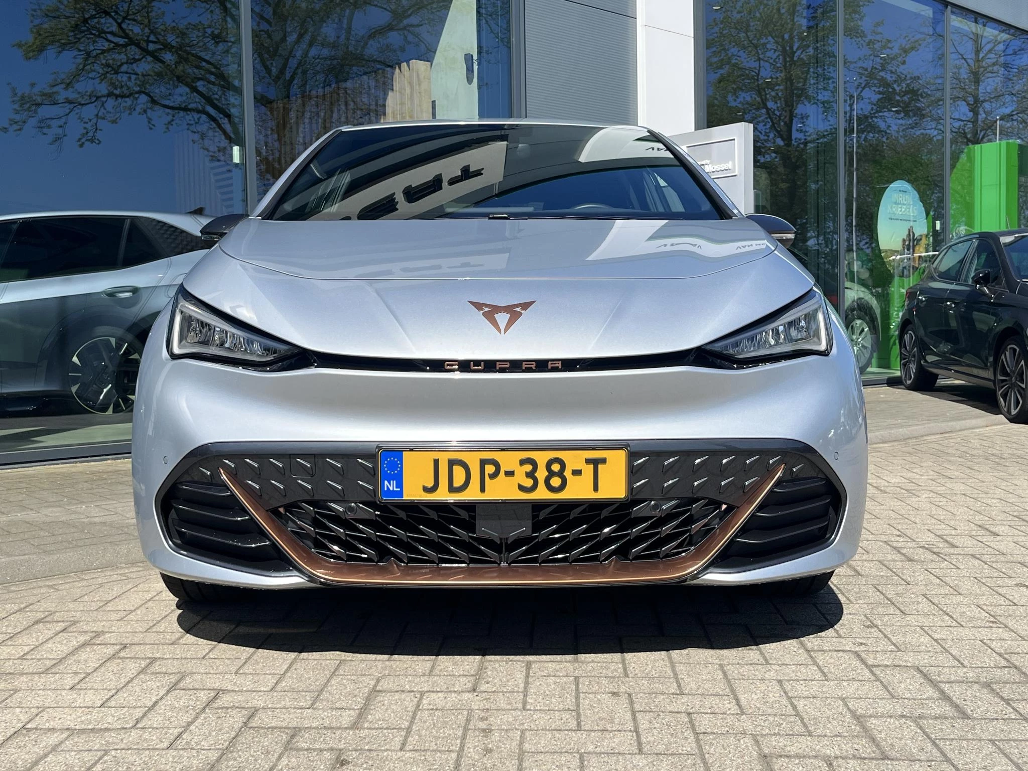 CUPRA Born Essential Limited 63 kWh