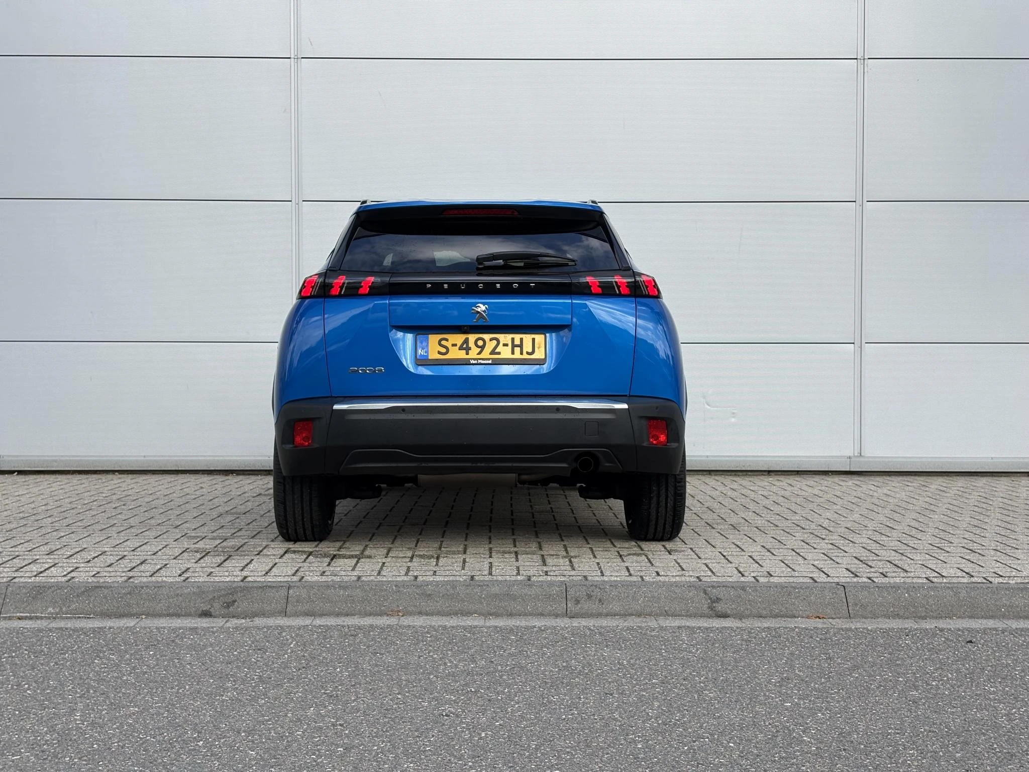 Peugeot-2008-image-4