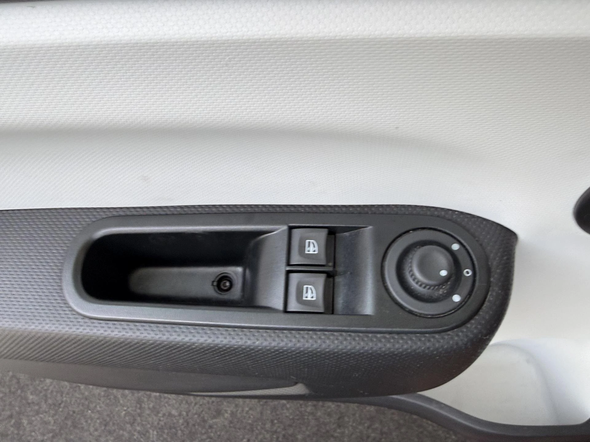 Renault-Twingo-image-22