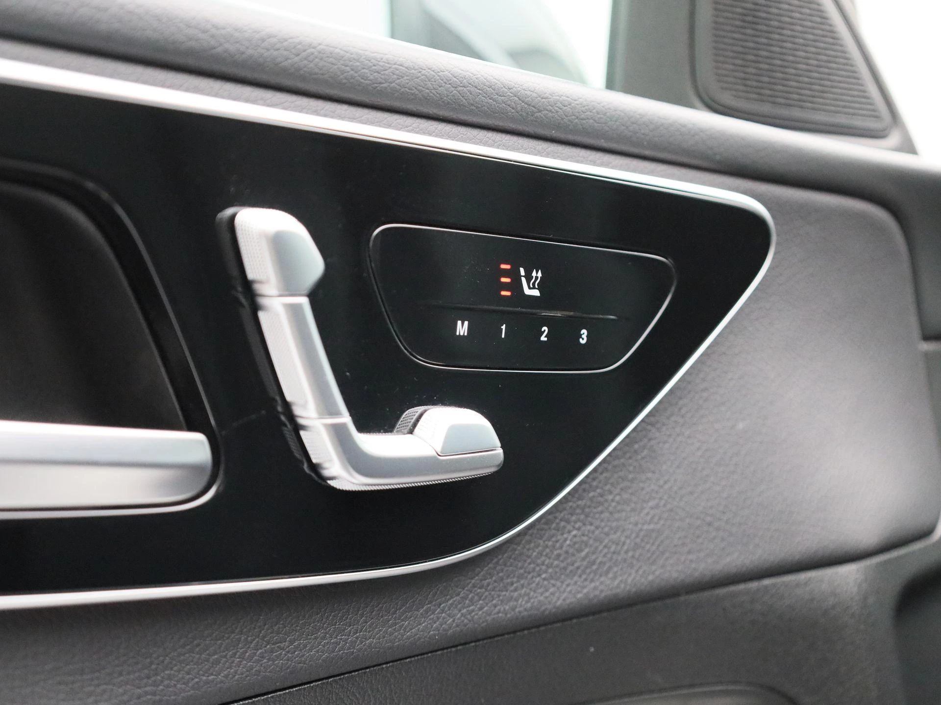 Mercedes-Benz C-Klasse Break C 300 e Luxury Line